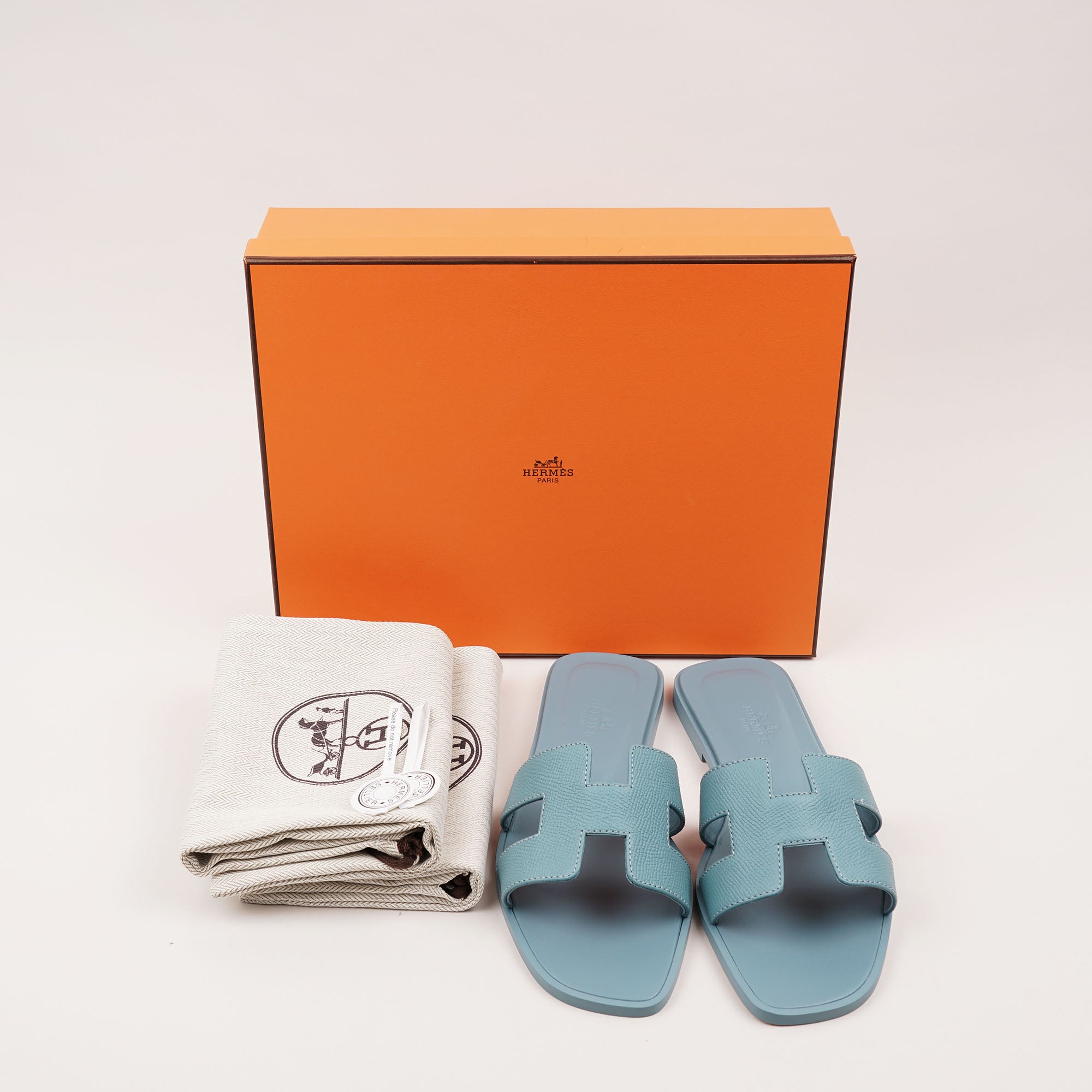 Oran Sandals 37 - HERMÈS - Affordable Luxury image