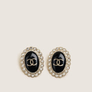 Oval Faux Pearl Earrings - CHANEL - Affordable Luxury thumbnail image