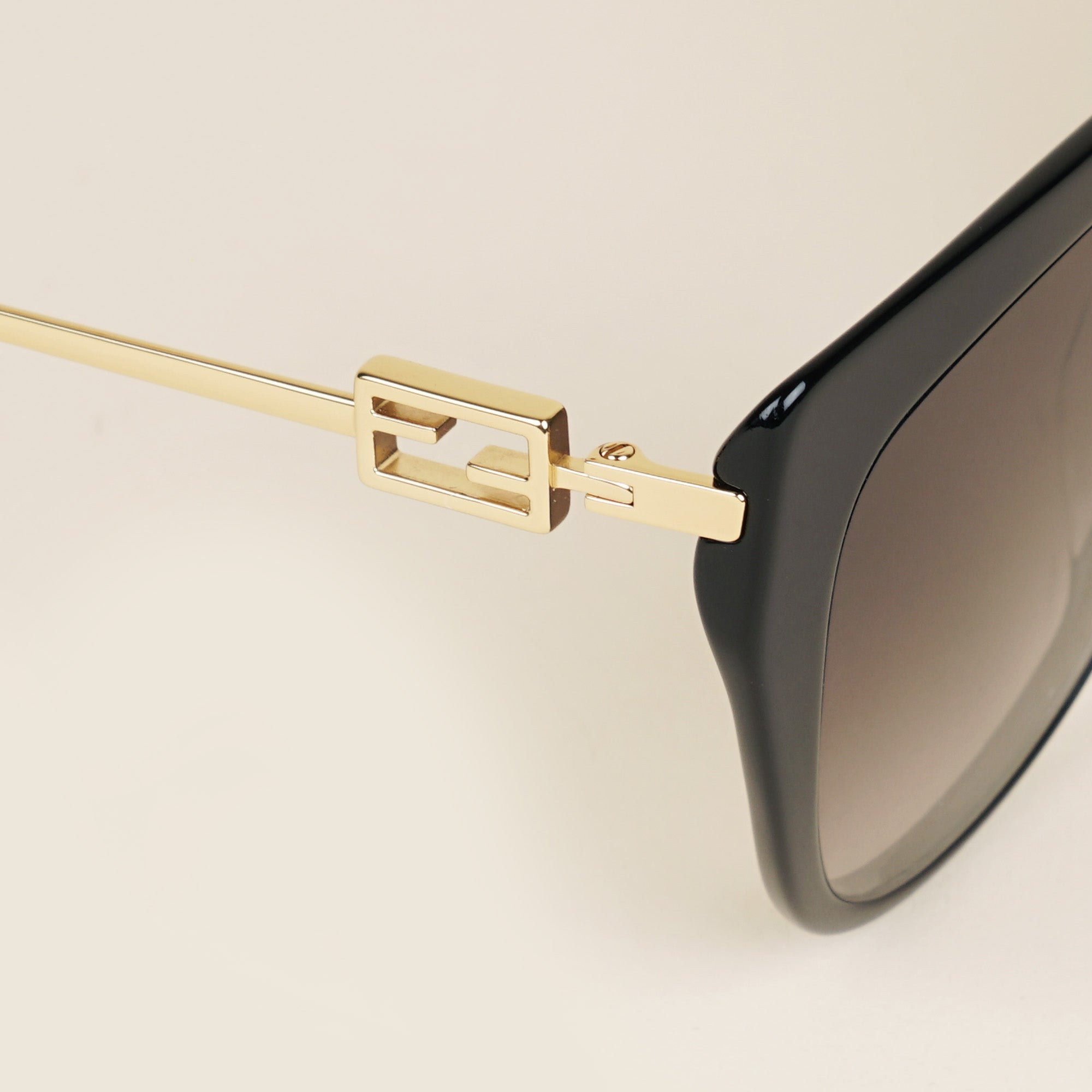 Oval Sunglasses - FENDI - Affordable Luxury image