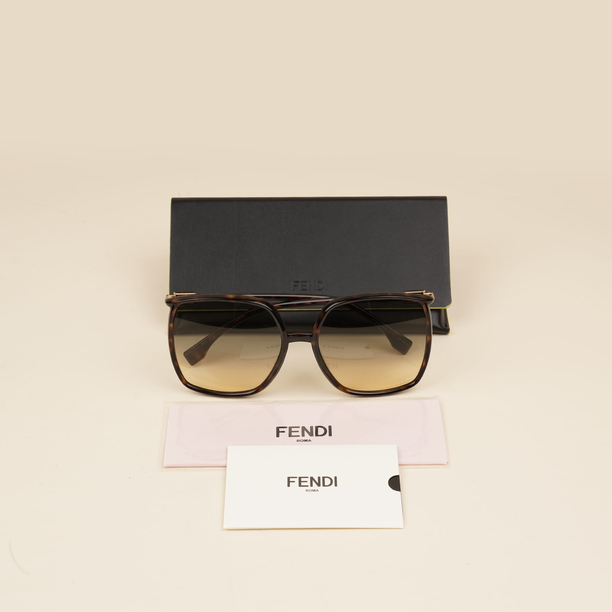 Oversize Square Sunglasses - FENDI - Affordable Luxury image