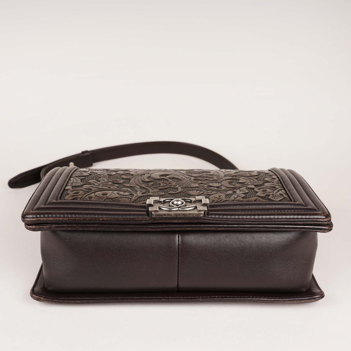 Paris-Dallas Large Cordoba Boy Flap - CHANEL - Affordable Luxury image