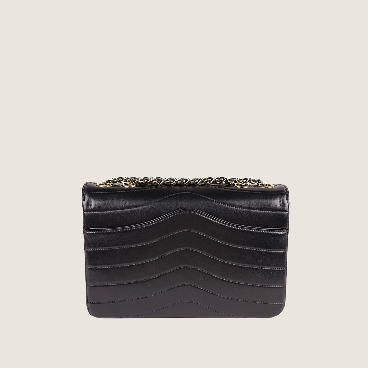 Patinated Medium Flap Bag Black Lambskin 2026 - CHANEL - Affordable Luxury
