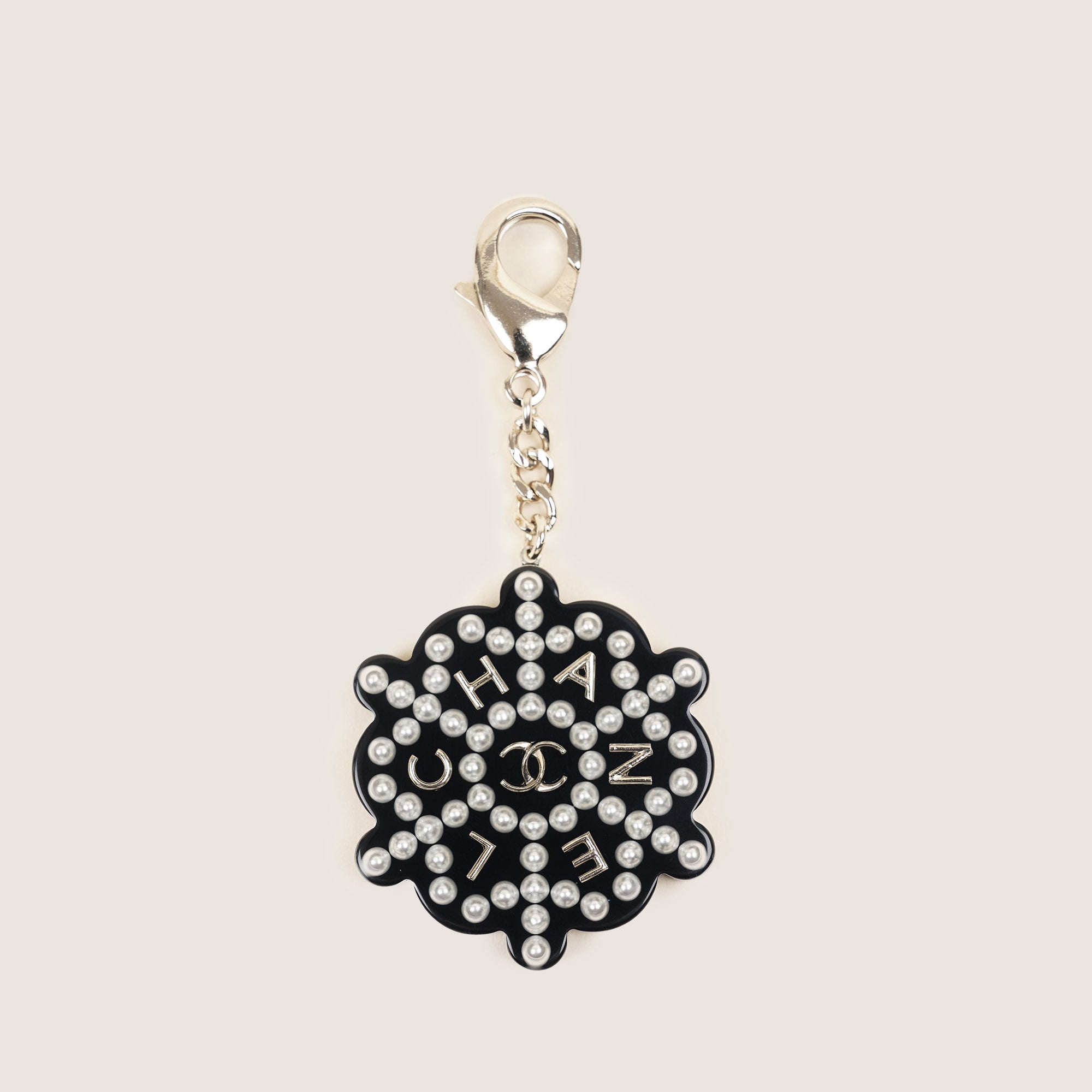 Pearl Print Keychain - CHANEL - Affordable Luxury