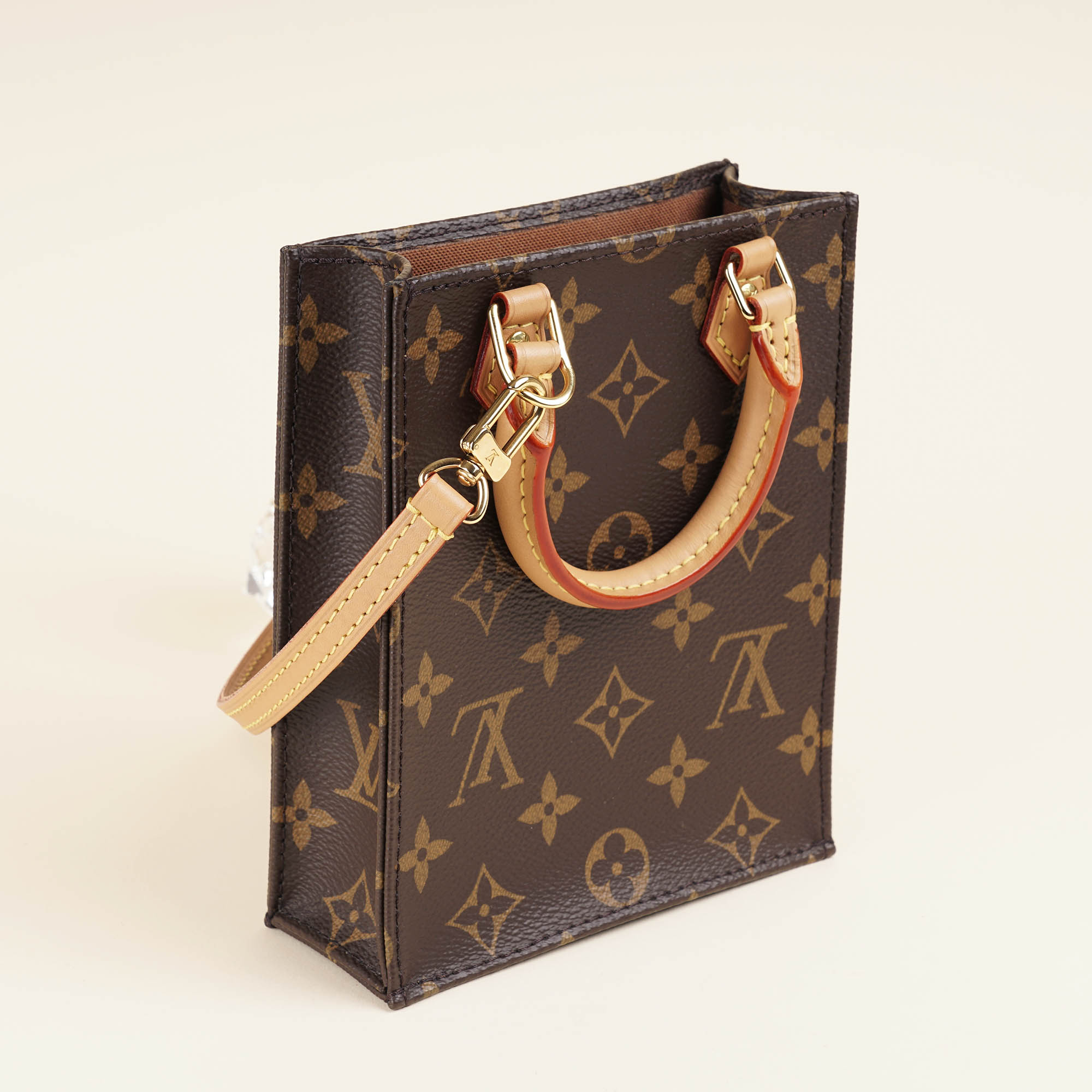 Petite Sac Plat Top Handle - LOUIS VUITTON - Affordable Luxury image