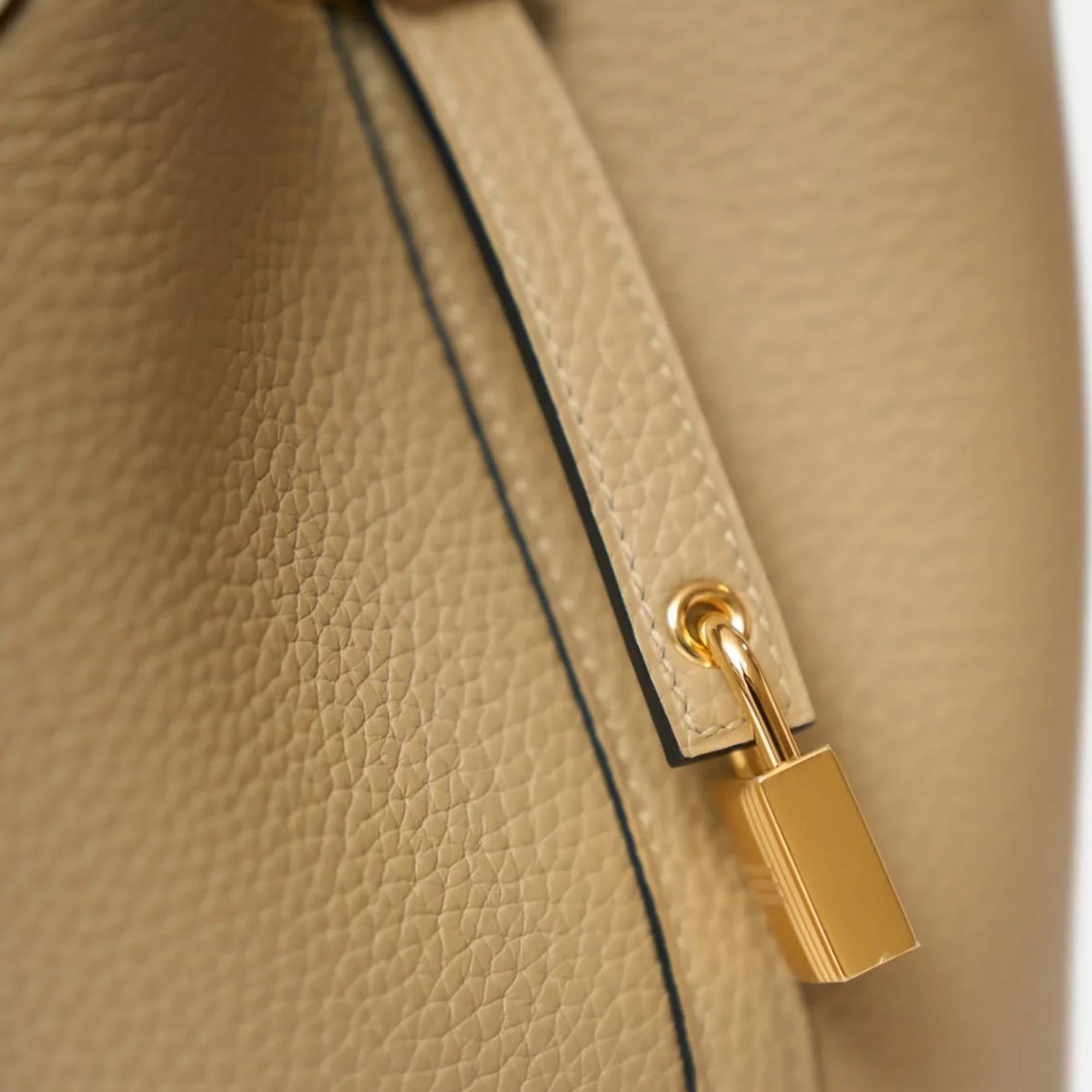 Picotin 18 Trench Top Handle - HERMÈS - Affordable Luxury image