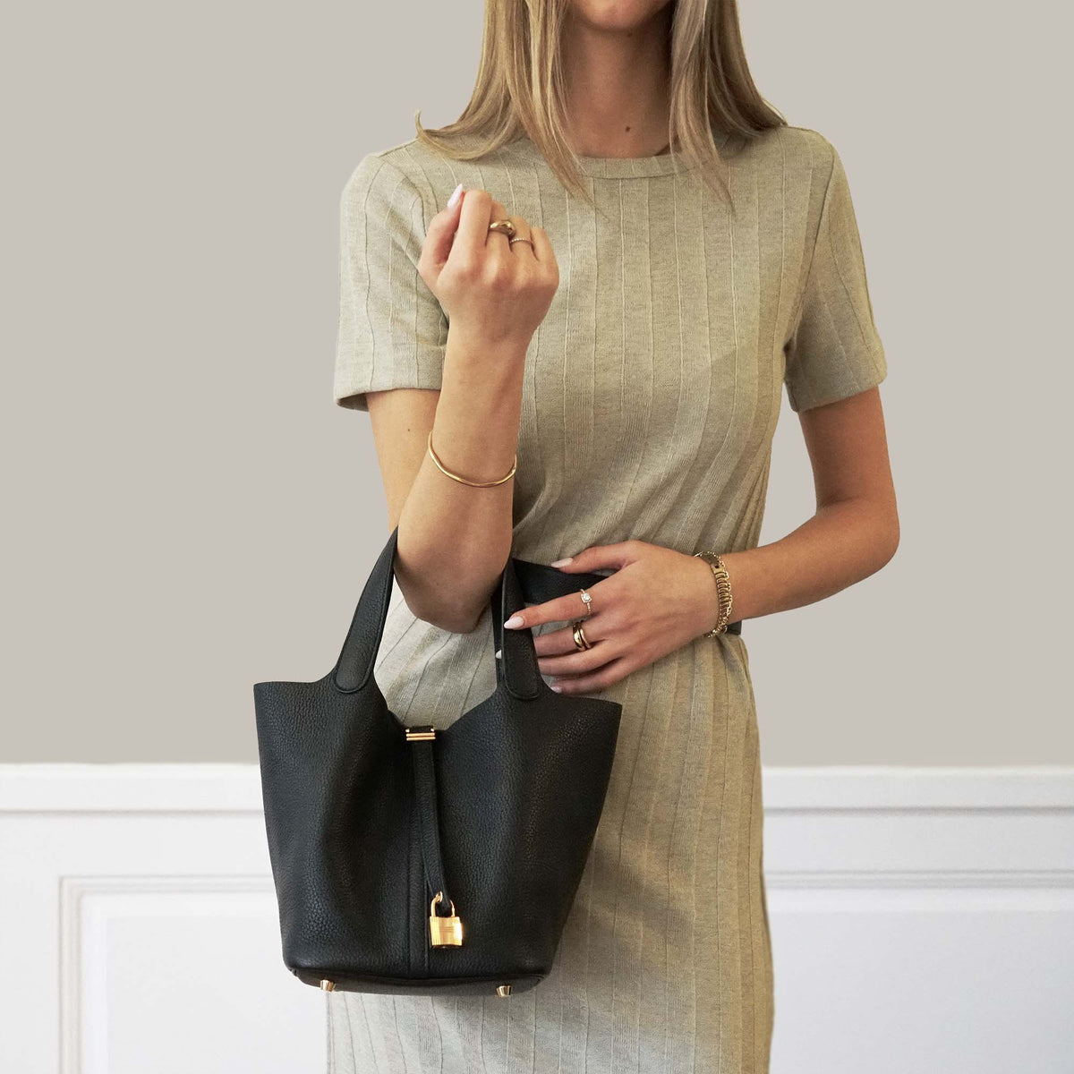 Picotin 22 Top Handle - HERMÈS - Affordable Luxury
