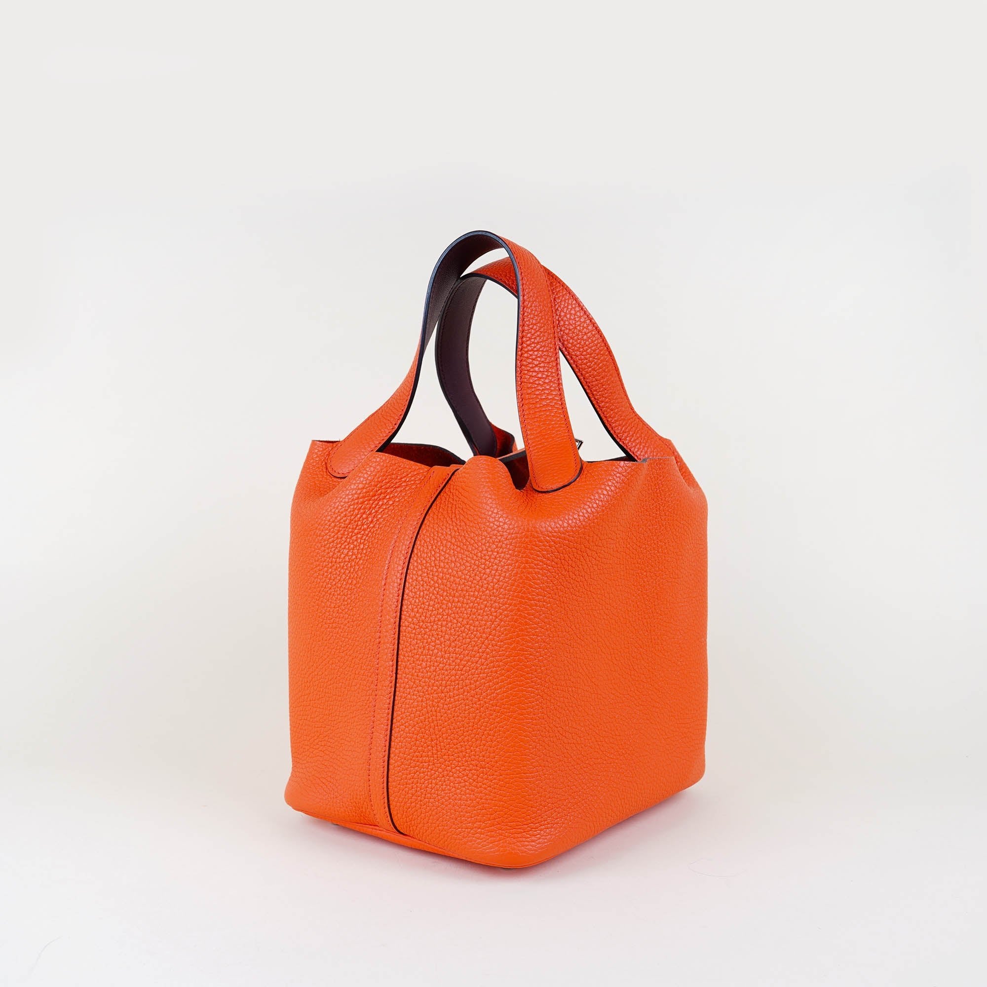 Picotin 26 Handbag - HERMÈS - Affordable Luxury image