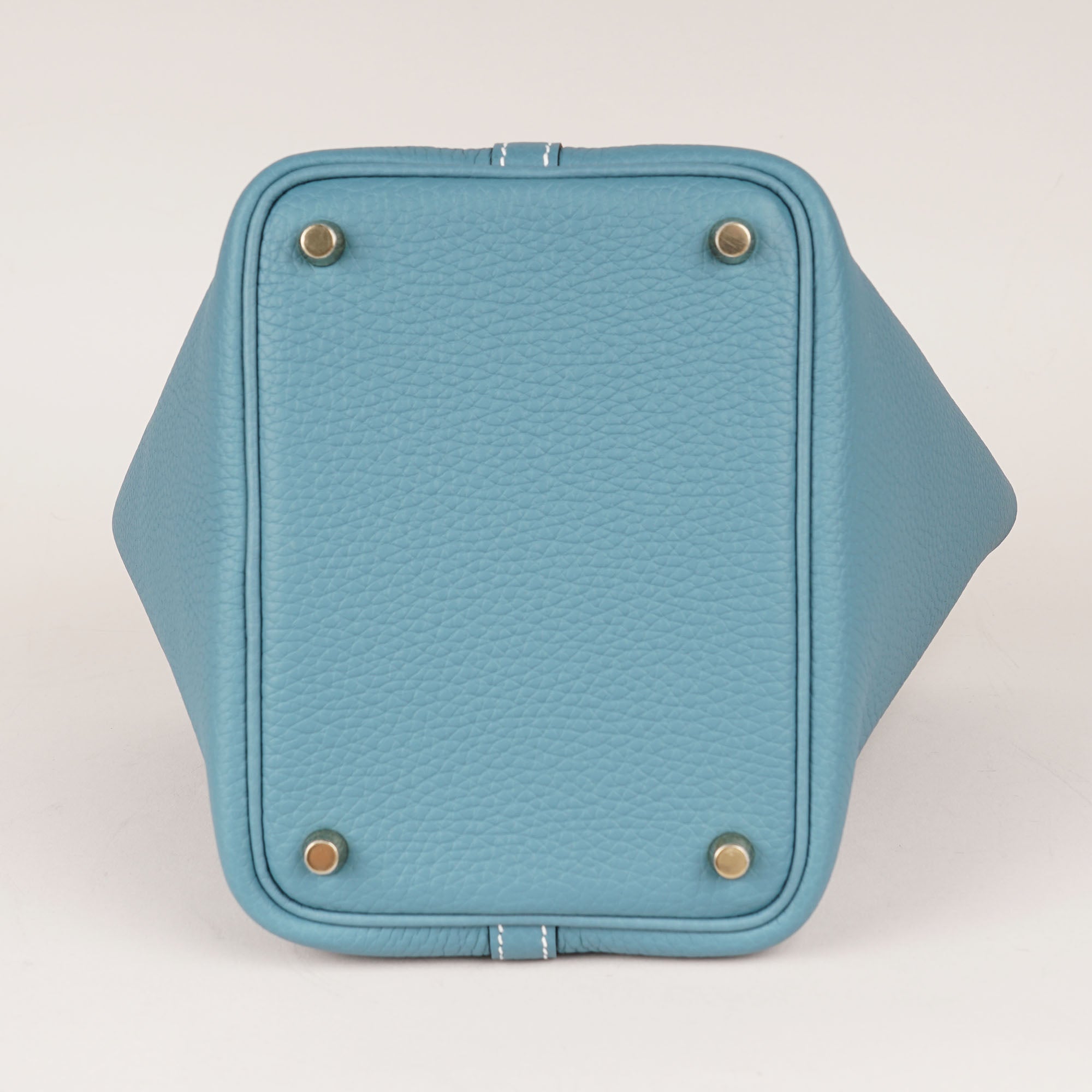 Picotin Lock 18 Handbag 2025 - HERMÈS - Affordable Luxury image