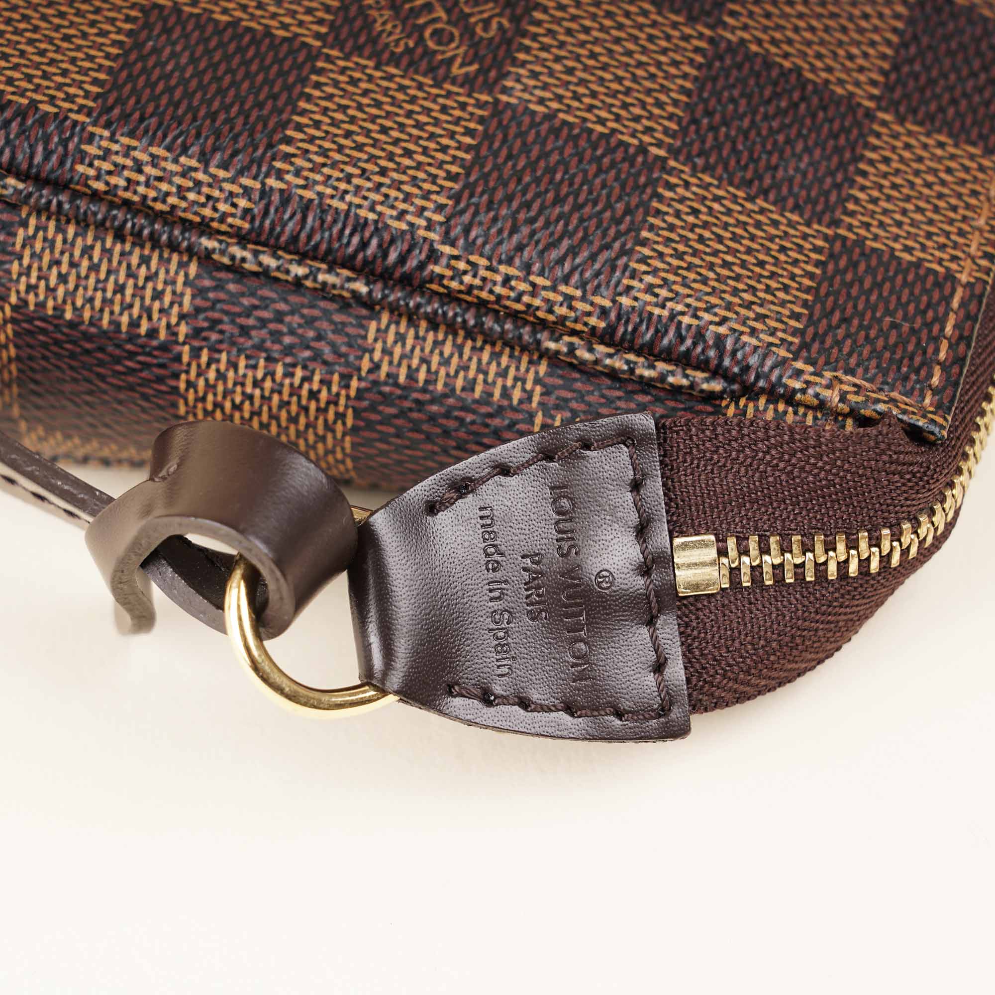 Pochette Accessories - LOUIS VUITTON - Affordable Luxury image