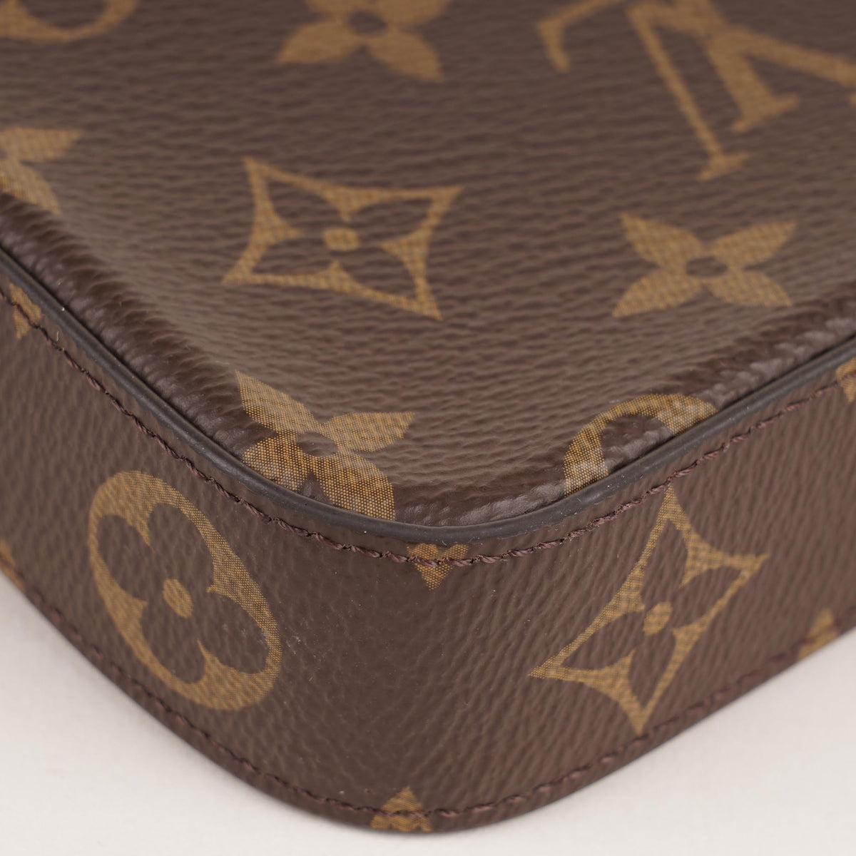 Pochette Félicie - LOUIS VUITTON - Affordable Luxury image