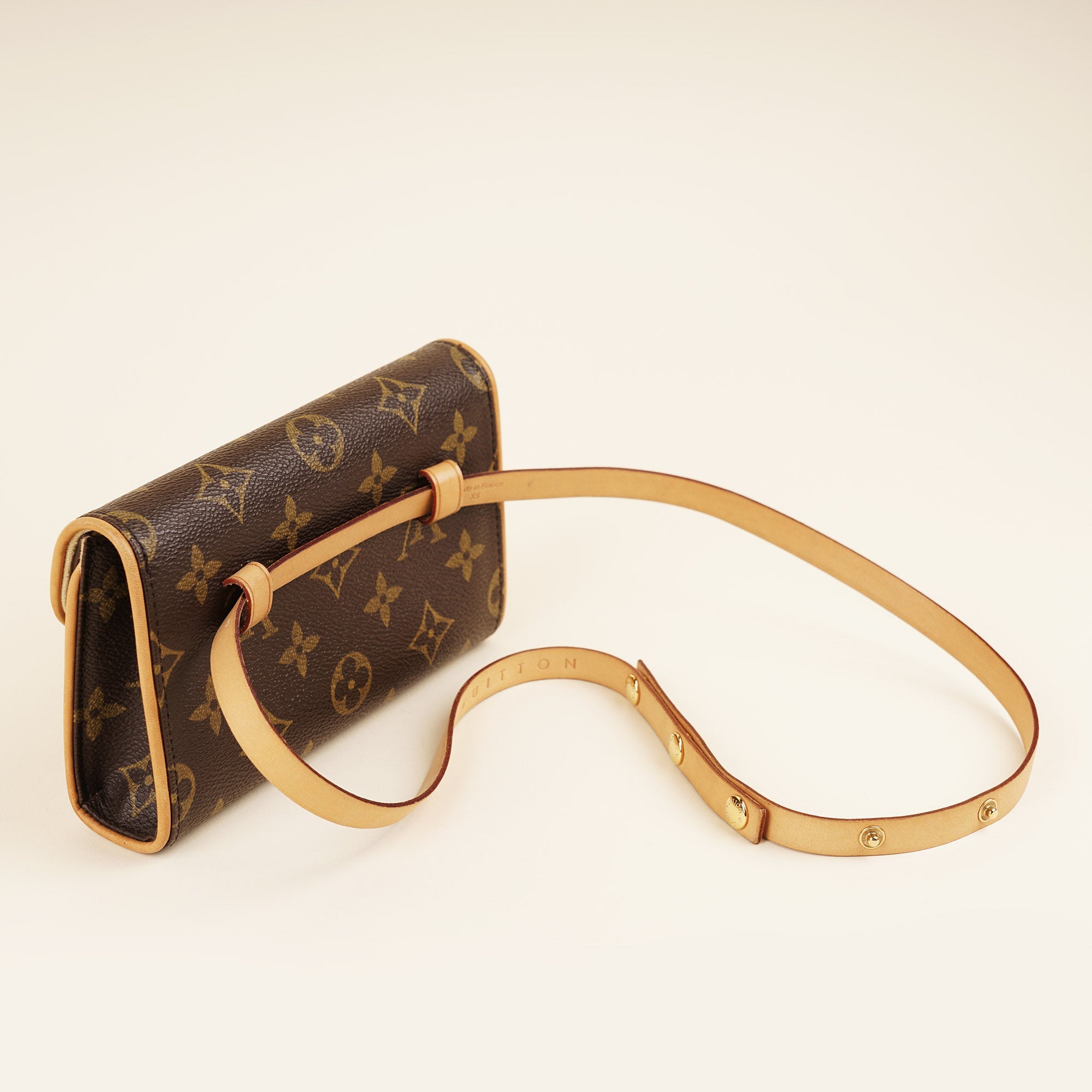 Pochette Florentine - LOUIS VUITTON - Affordable Luxury image