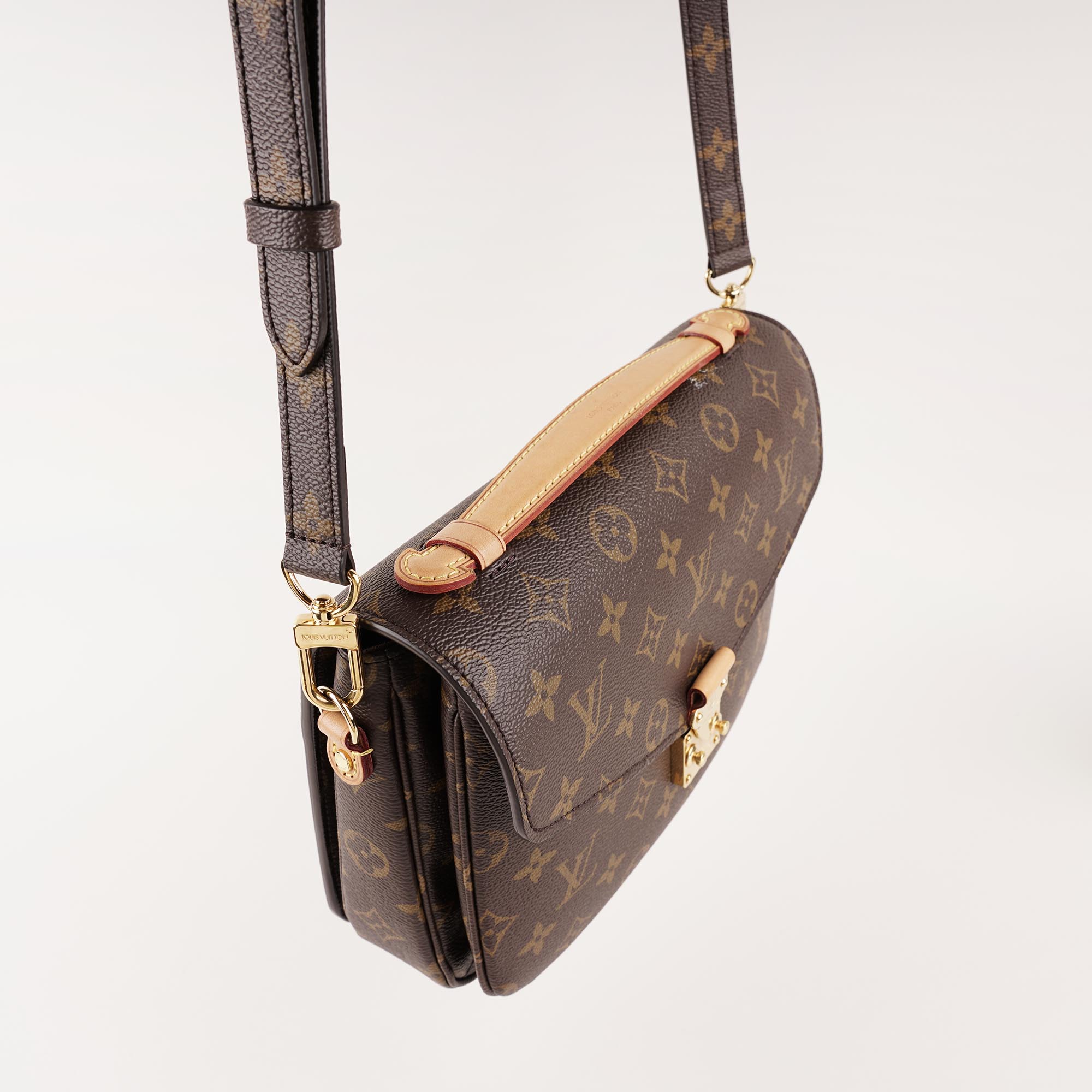 Pochette Metis Bag - LOUIS VUITTON - Affordable Luxury image