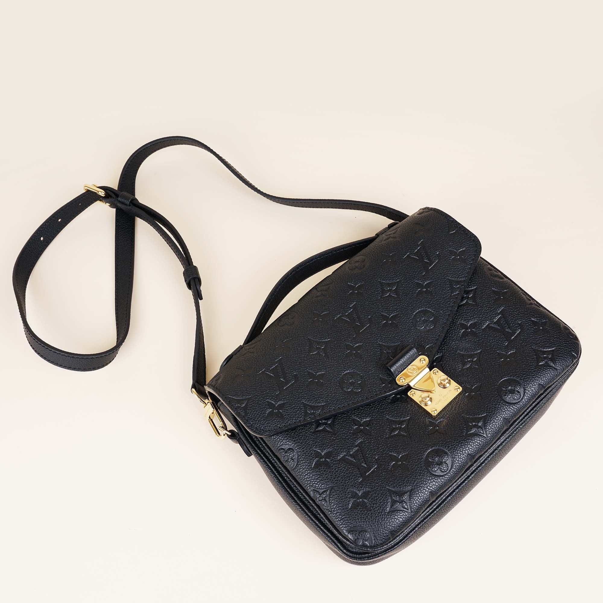 Pochette Métis Bag - LOUIS VUITTON - Affordable Luxury image