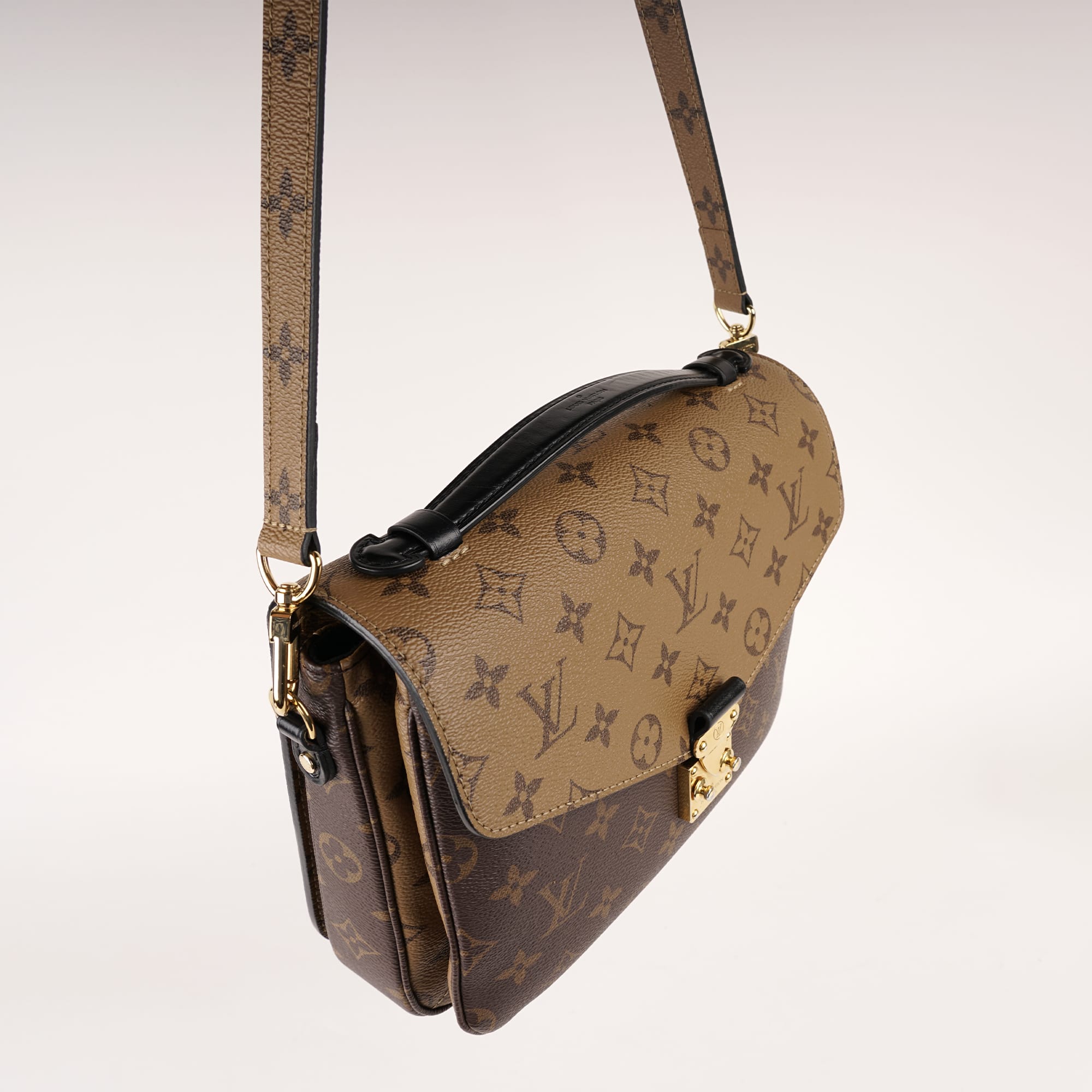 Vuitton Metis Monogram Reverse Lv Pochette Reverse Reverse Canvas