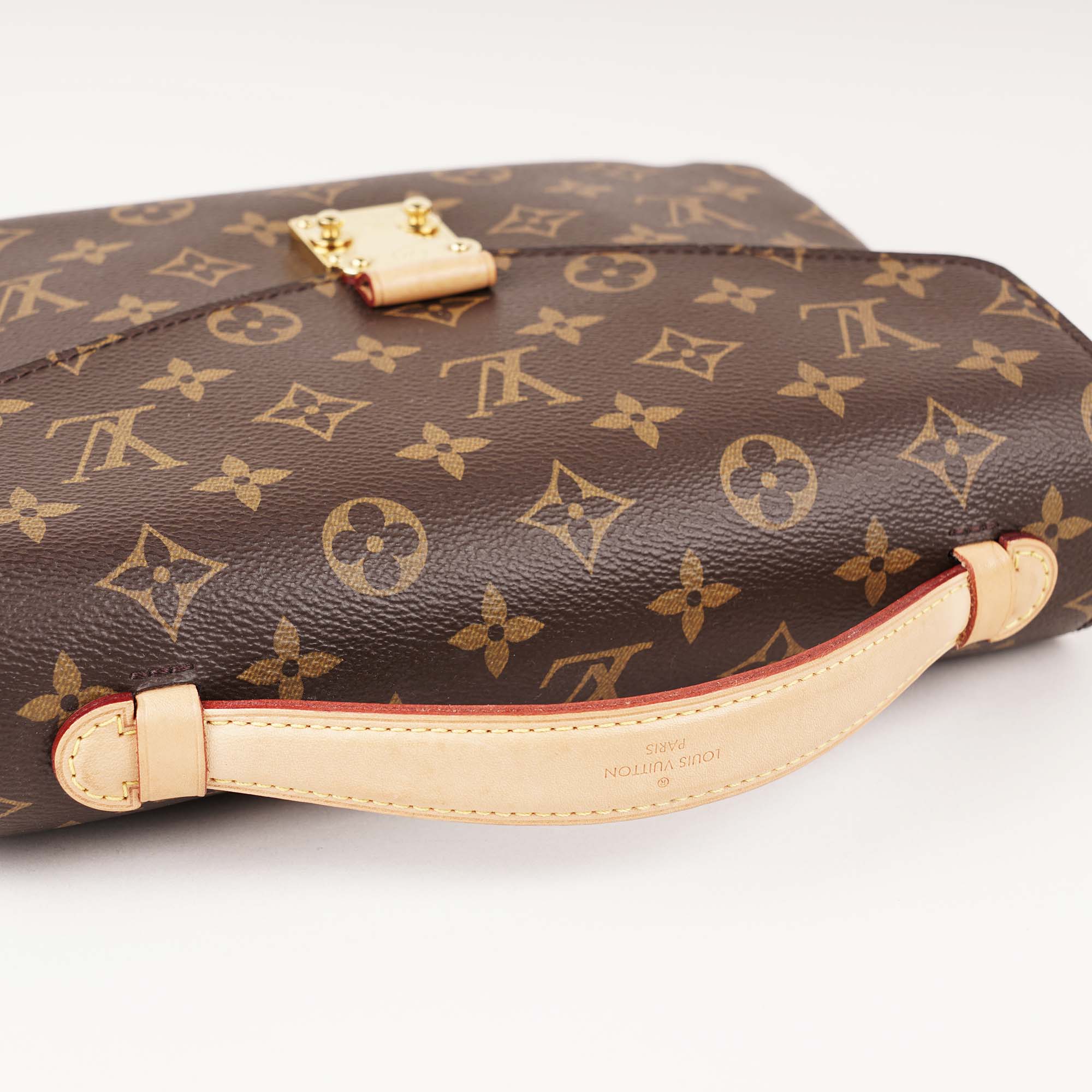 Pochette Metis Bag - LOUIS VUITTON - Affordable Luxury image