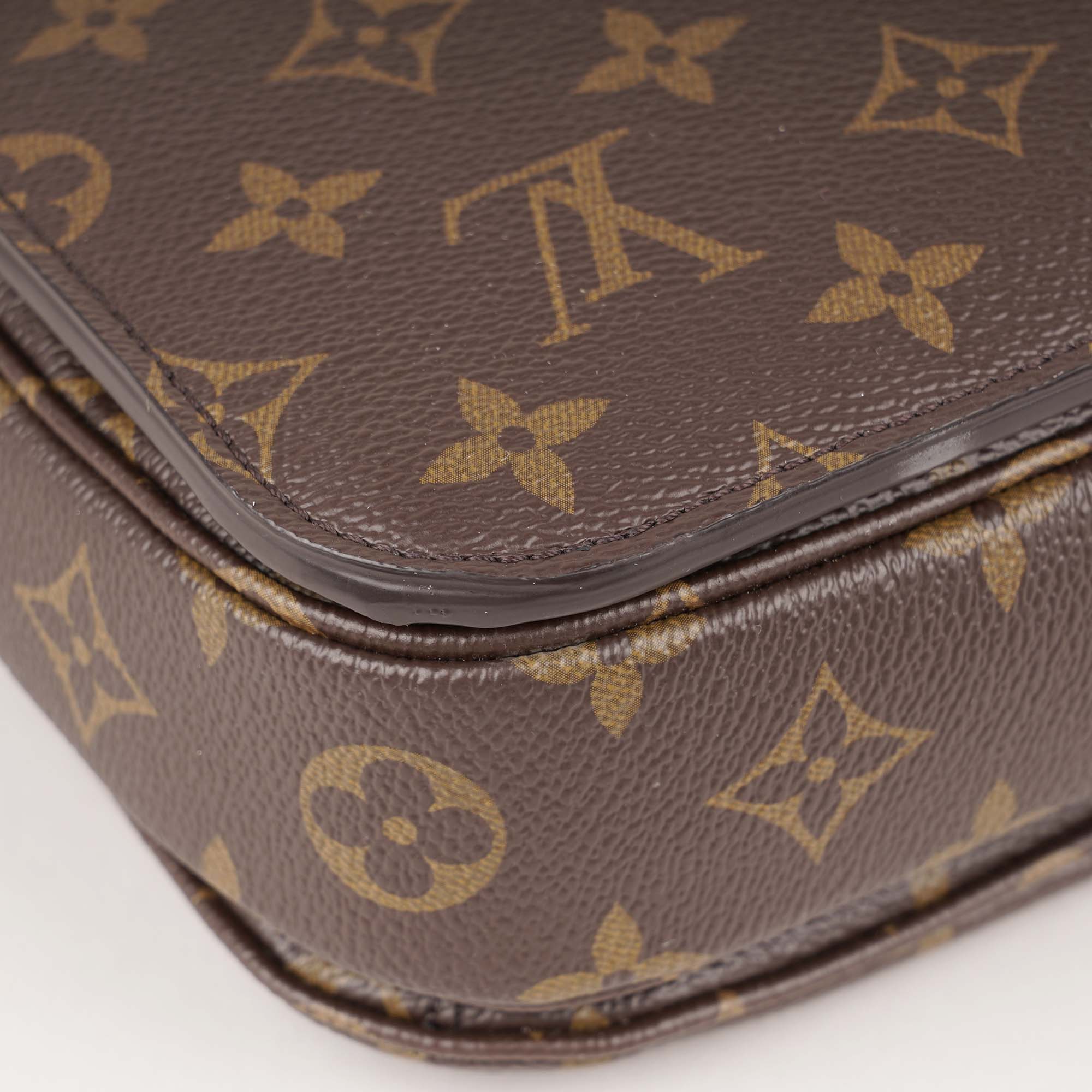 Pochette Metis Bag - LOUIS VUITTON - Affordable Luxury image