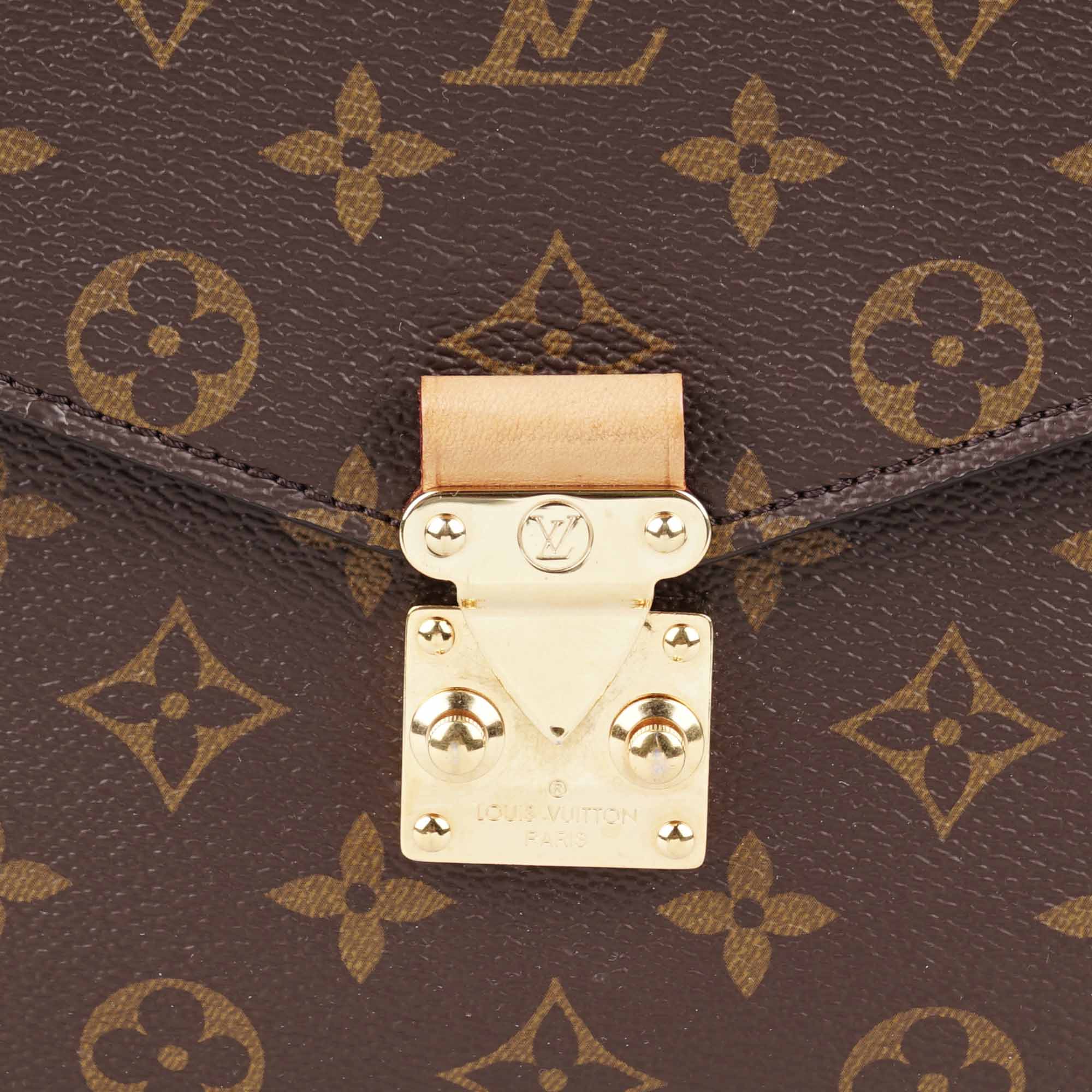Pochette Metis Bag - LOUIS VUITTON - Affordable Luxury image