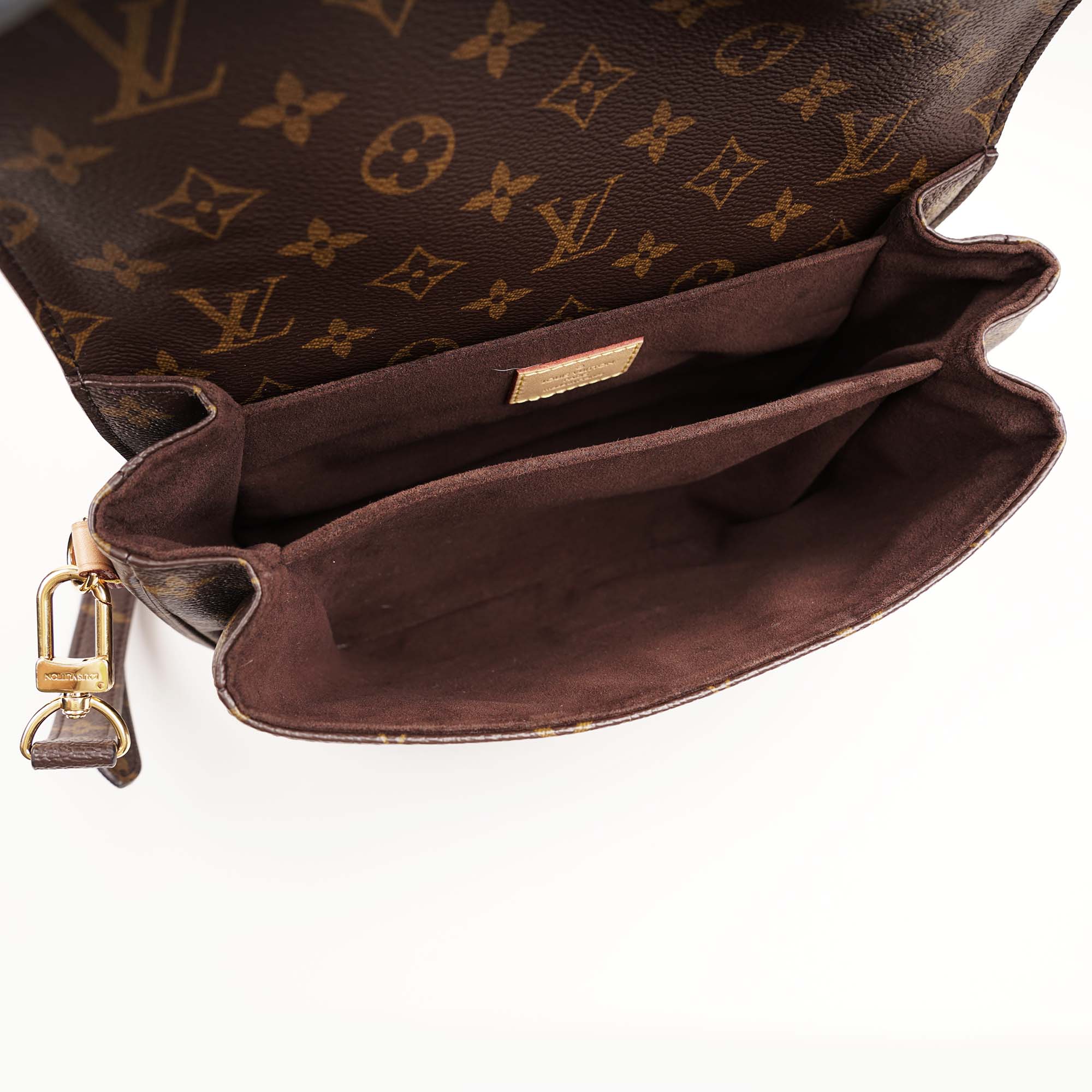 Pochette Metis Bag - LOUIS VUITTON - Affordable Luxury image