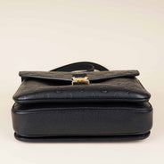 Pochette Metis Shoulder Bag - LOUIS VUITTON - Affordable Luxury thumbnail image