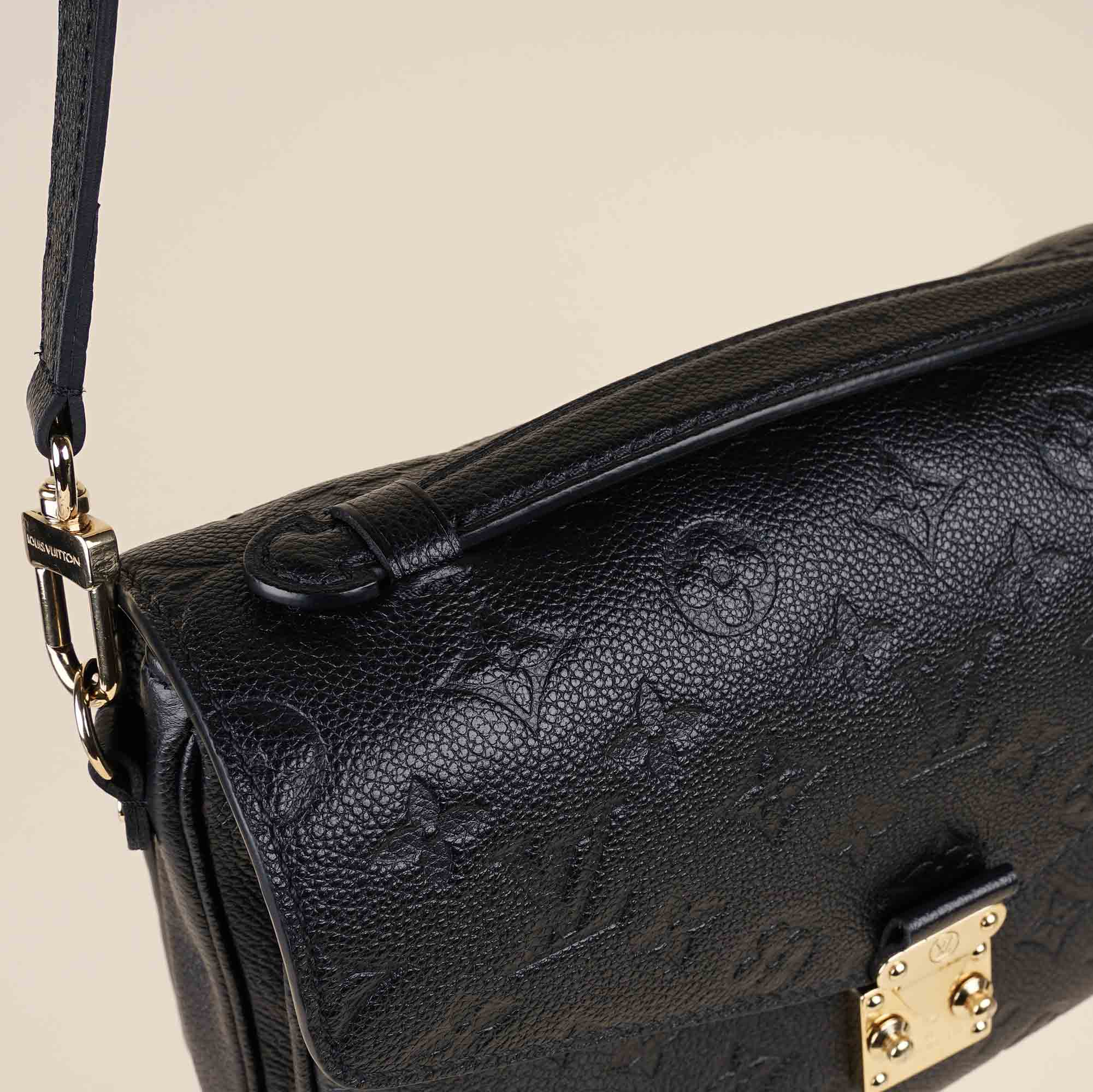 Pochette Metis Shoulder Bag - LOUIS VUITTON - Affordable Luxury image