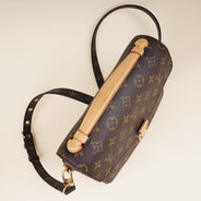 Pochette Metis Shoulder Bag - LOUIS VUITTON - Affordable Luxury thumbnail image