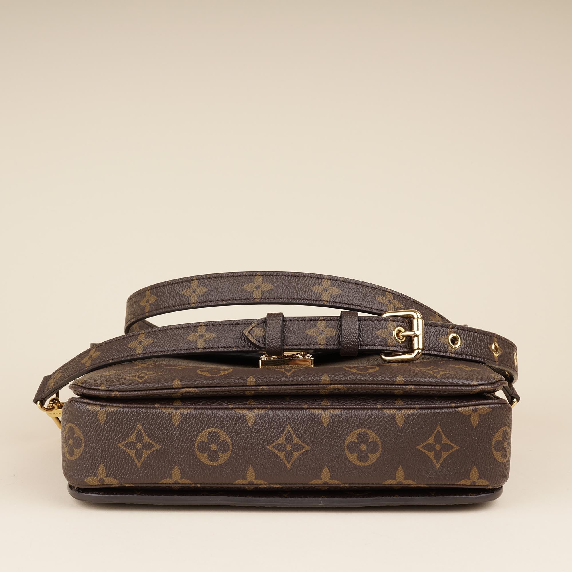 Pochette Metis Shoulder Bag - LOUIS VUITTON - Affordable Luxury image