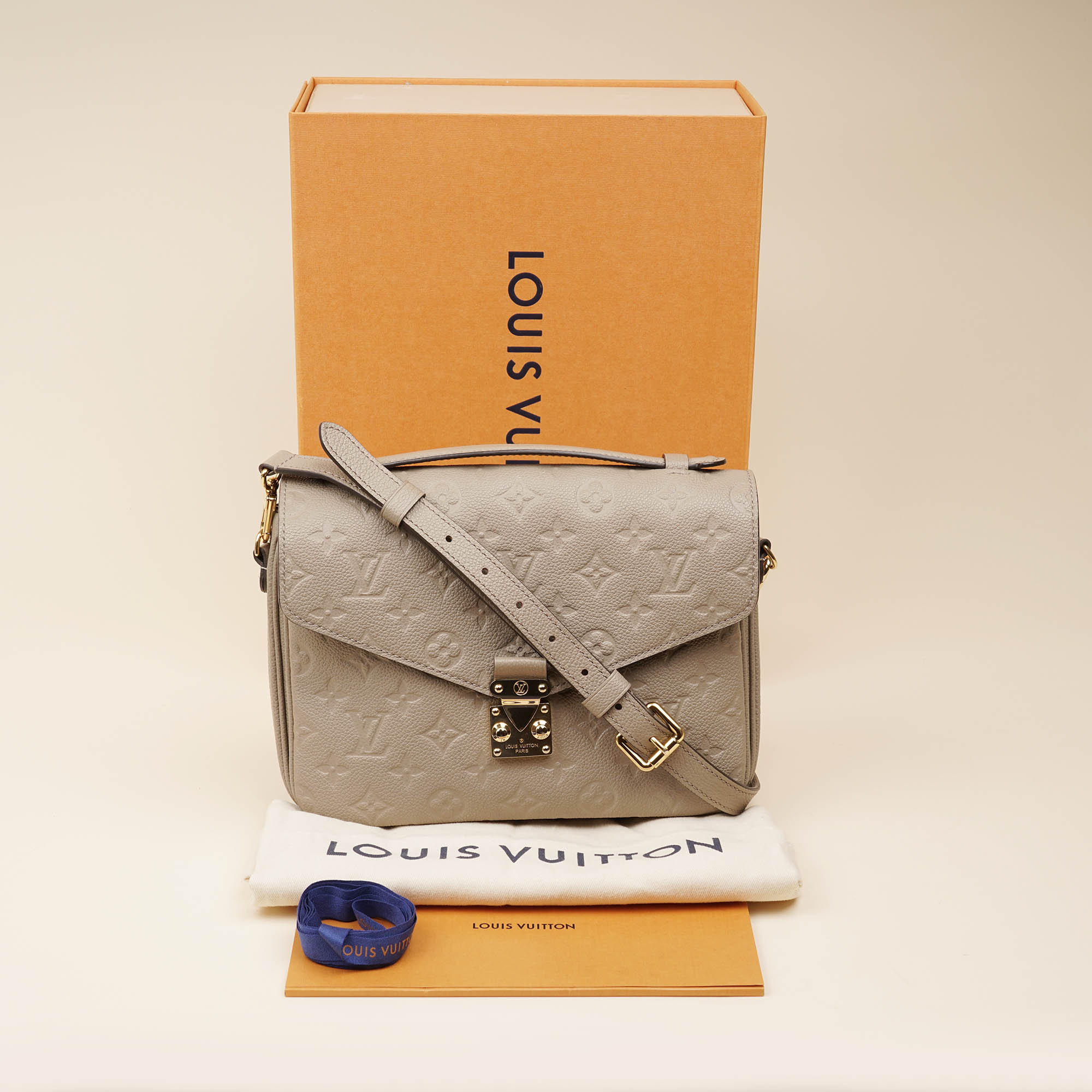 Pochette Métis Shoulder Bag - LOUIS VUITTON - Affordable Luxury image