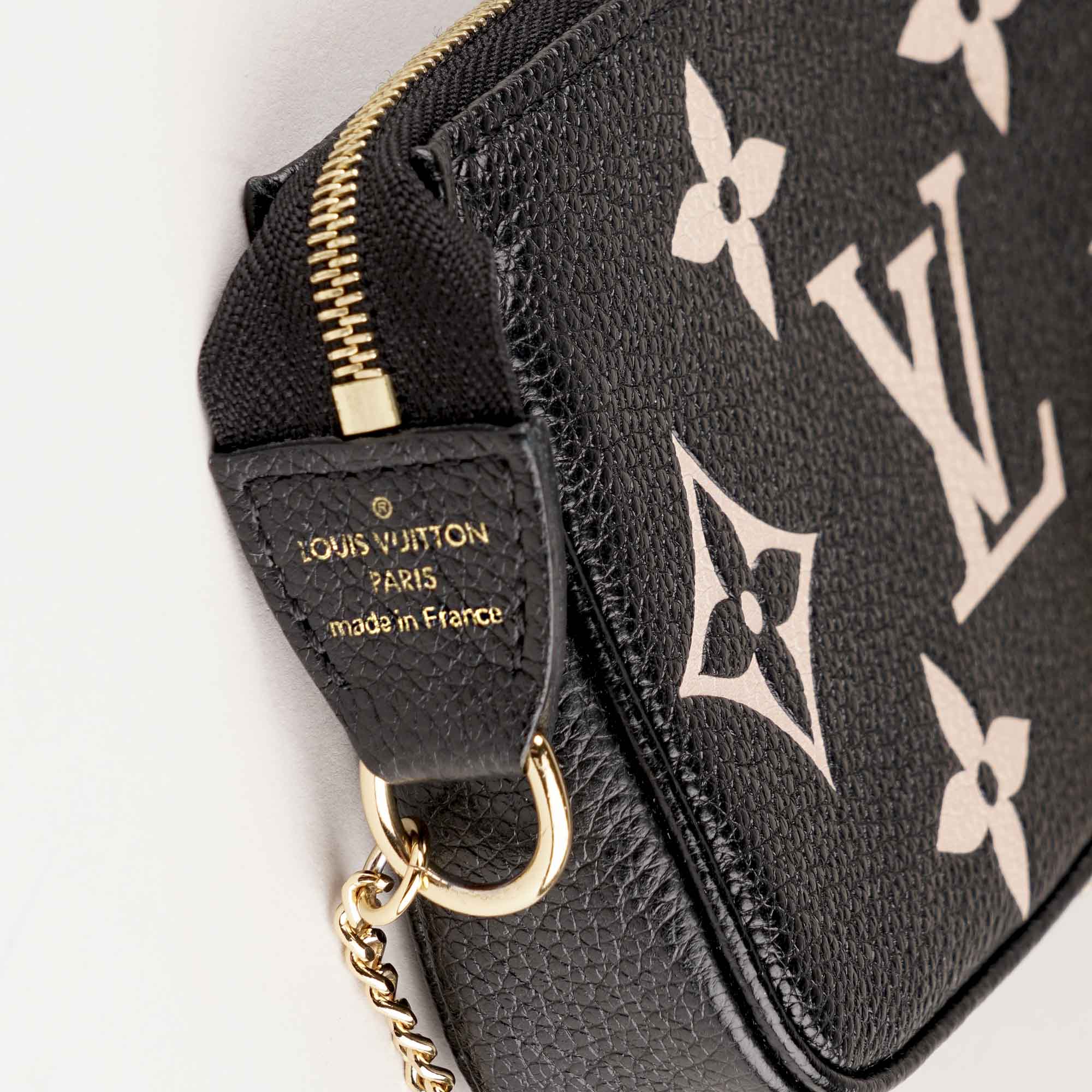 Pochette Mini Giant Empreinte - LOUIS VUITTON - Affordable Luxury image