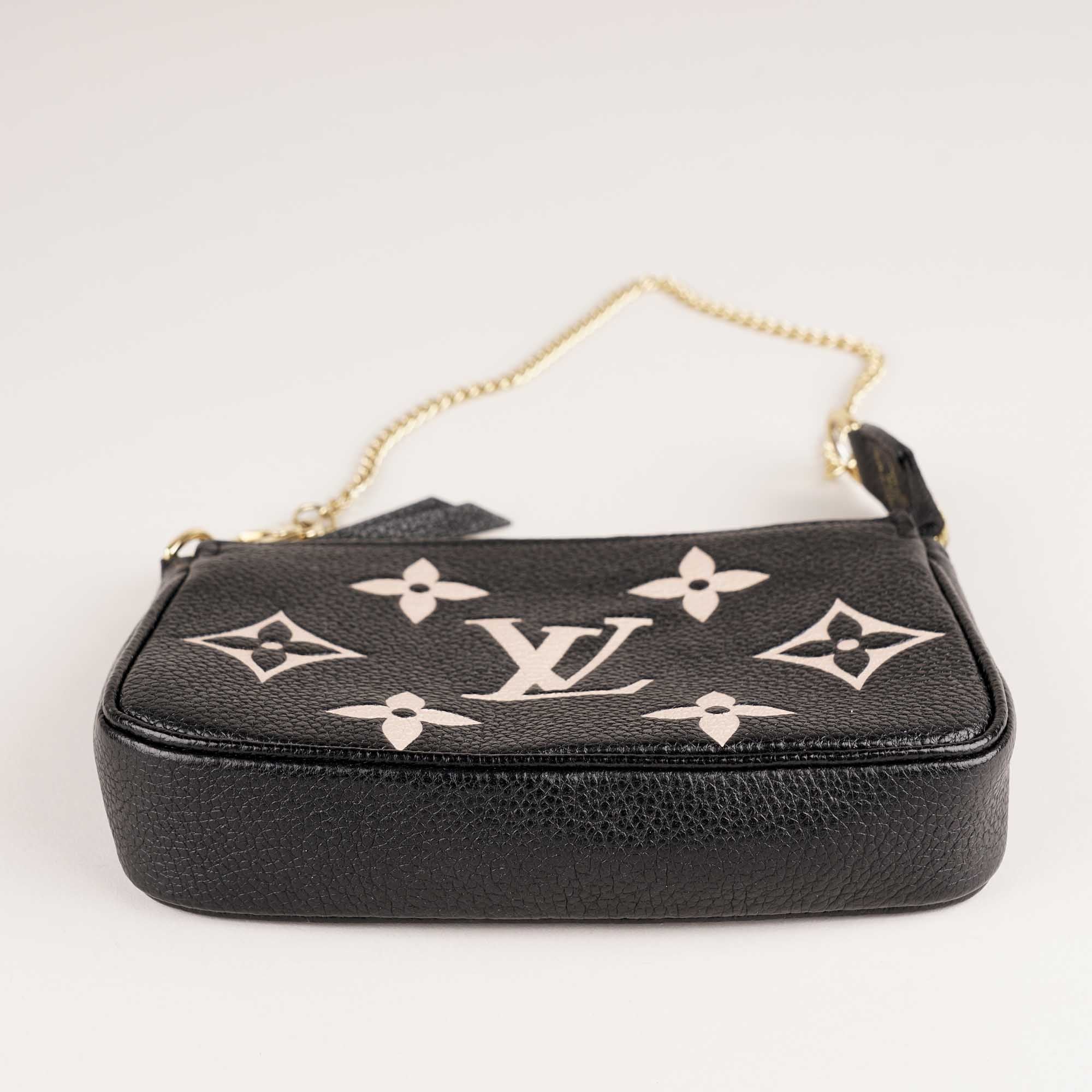 Pochette Mini Giant Empreinte - LOUIS VUITTON - Affordable Luxury image