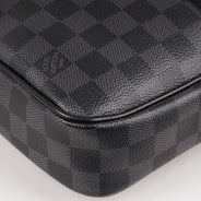 Porte-Documents Jour Briefcase 2022 - LOUIS VUITTON - Affordable Luxury thumbnail image