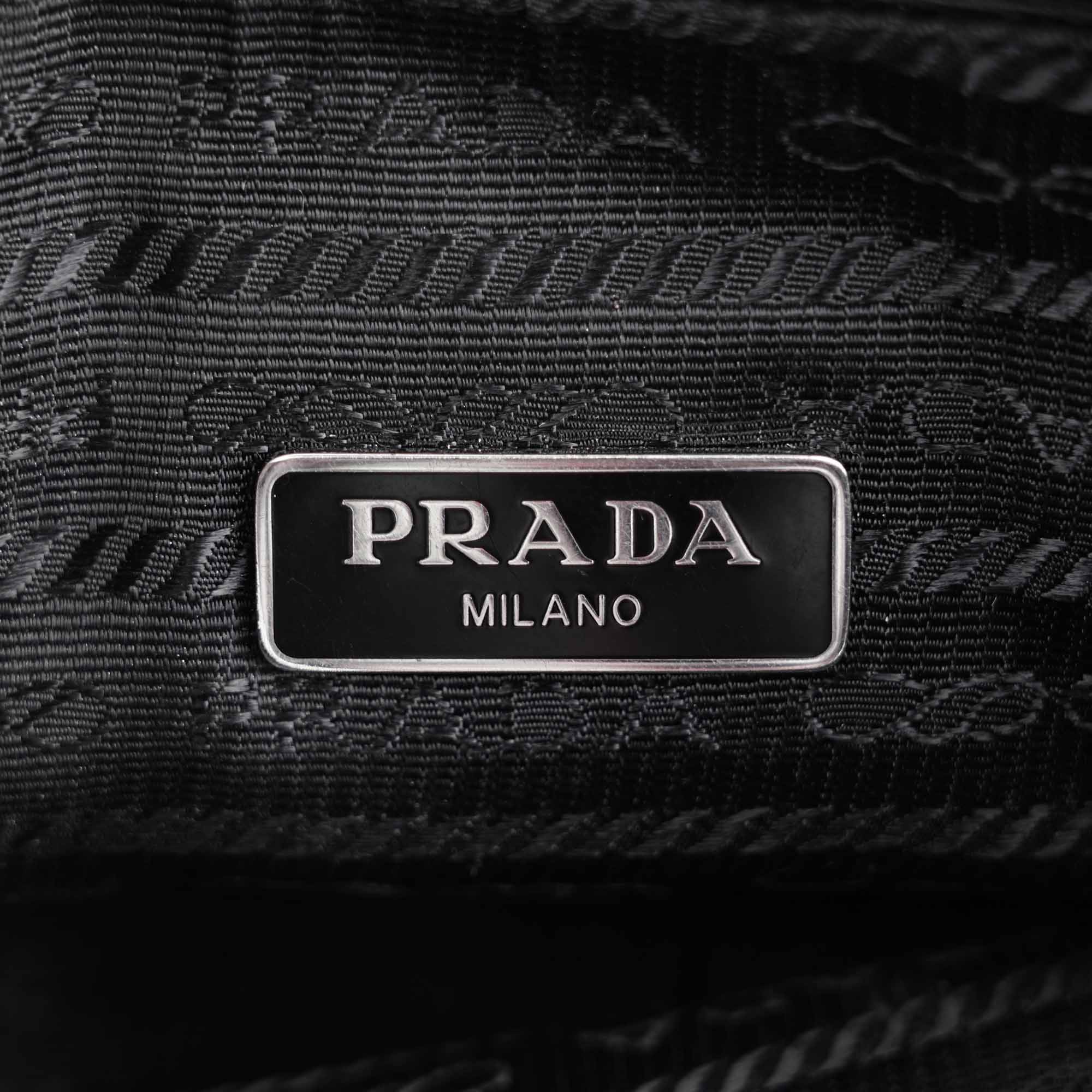 Re - Edition 2005 Shoulder Bag - PRADA - Affordable Luxury image