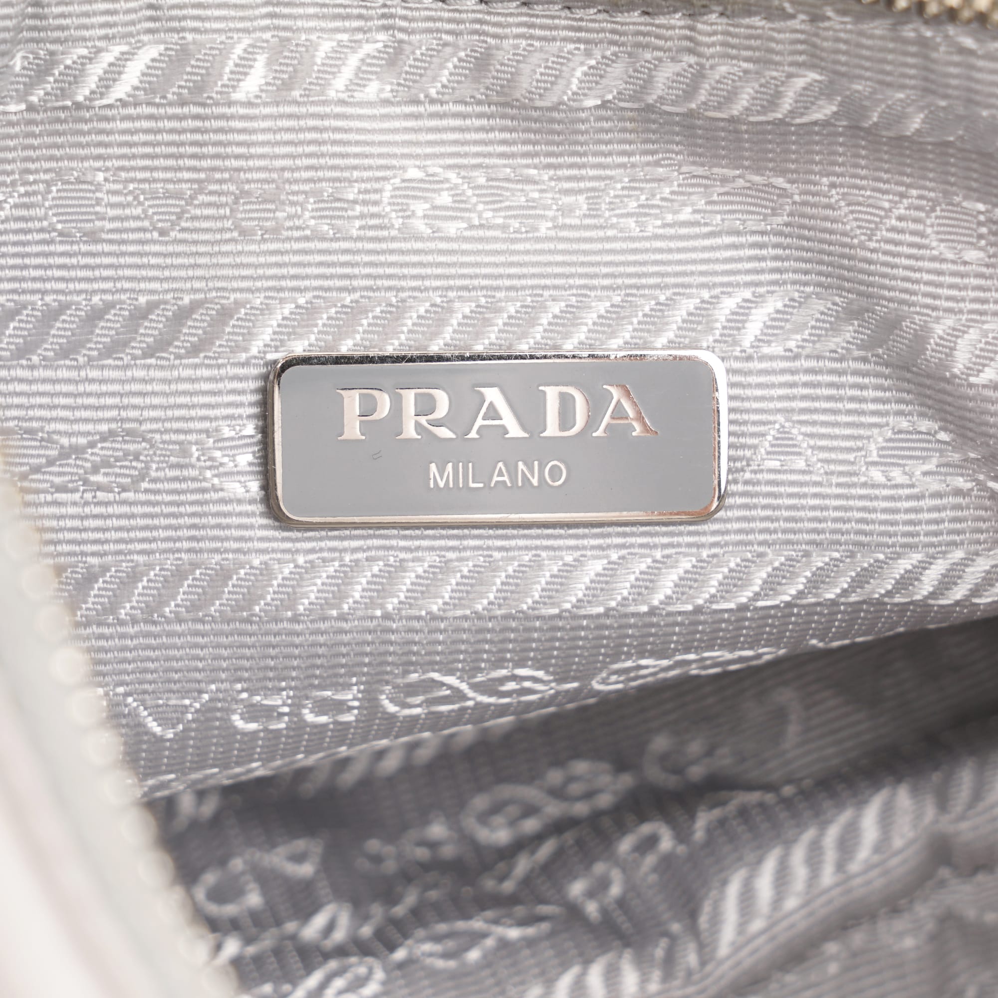 Re - Edition 2005 Shoulder Bag - PRADA - Affordable Luxury image