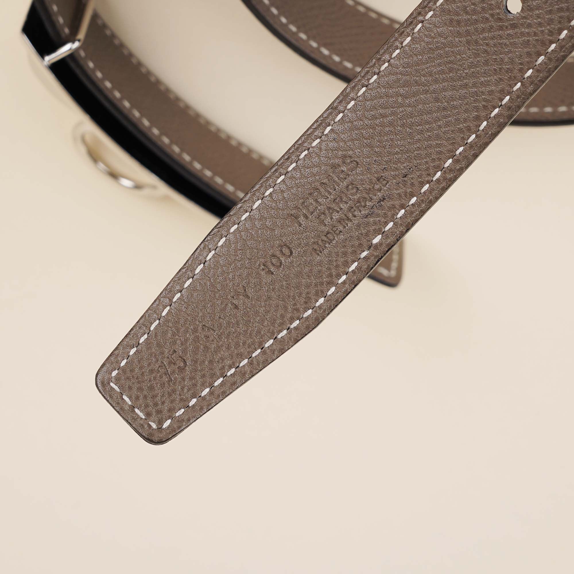 Reversible Collier De Chien Belt 75 - HERMÈS - Affordable Luxury image