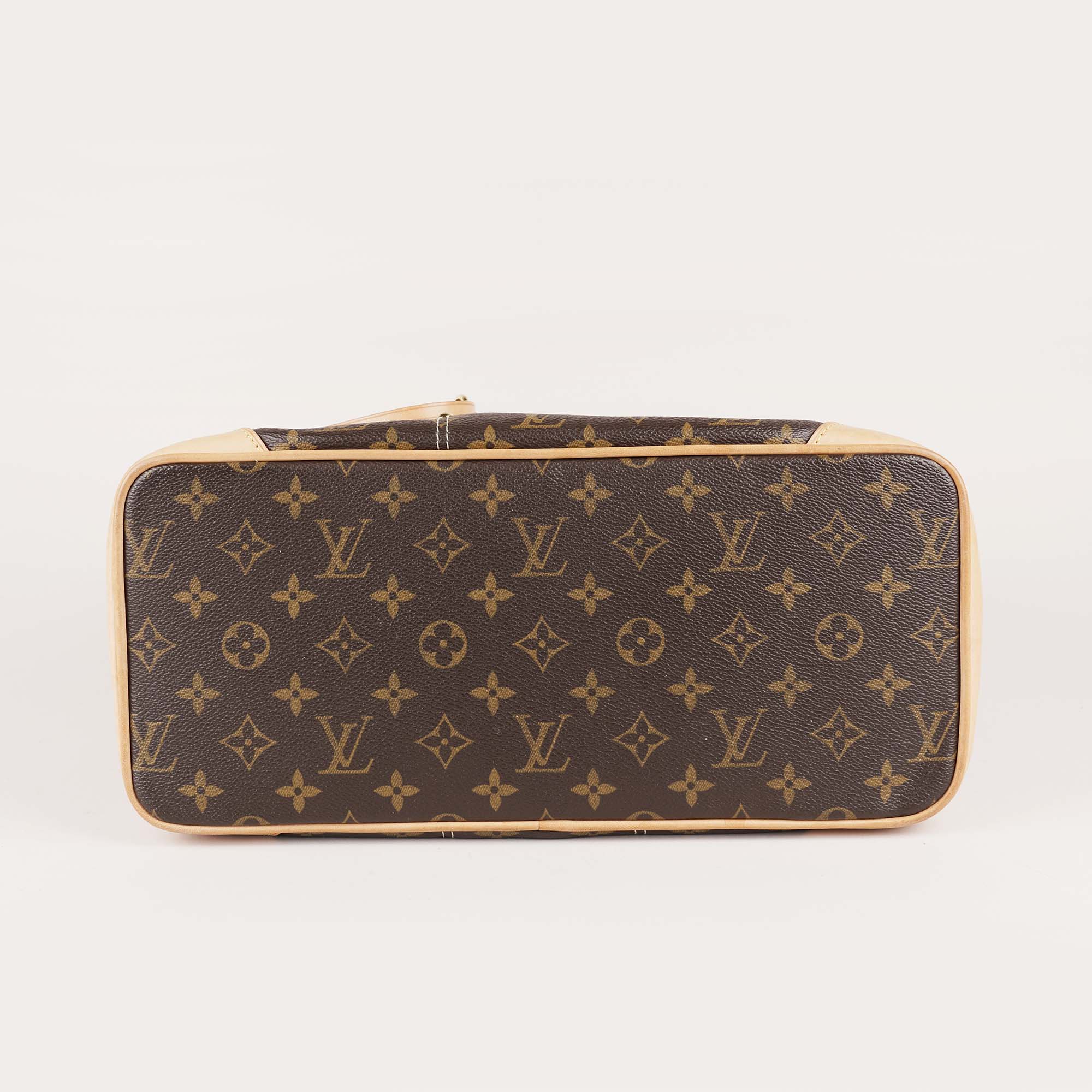 Riveting Shoulder Bag - LOUIS VUITTON - Affordable Luxury image
