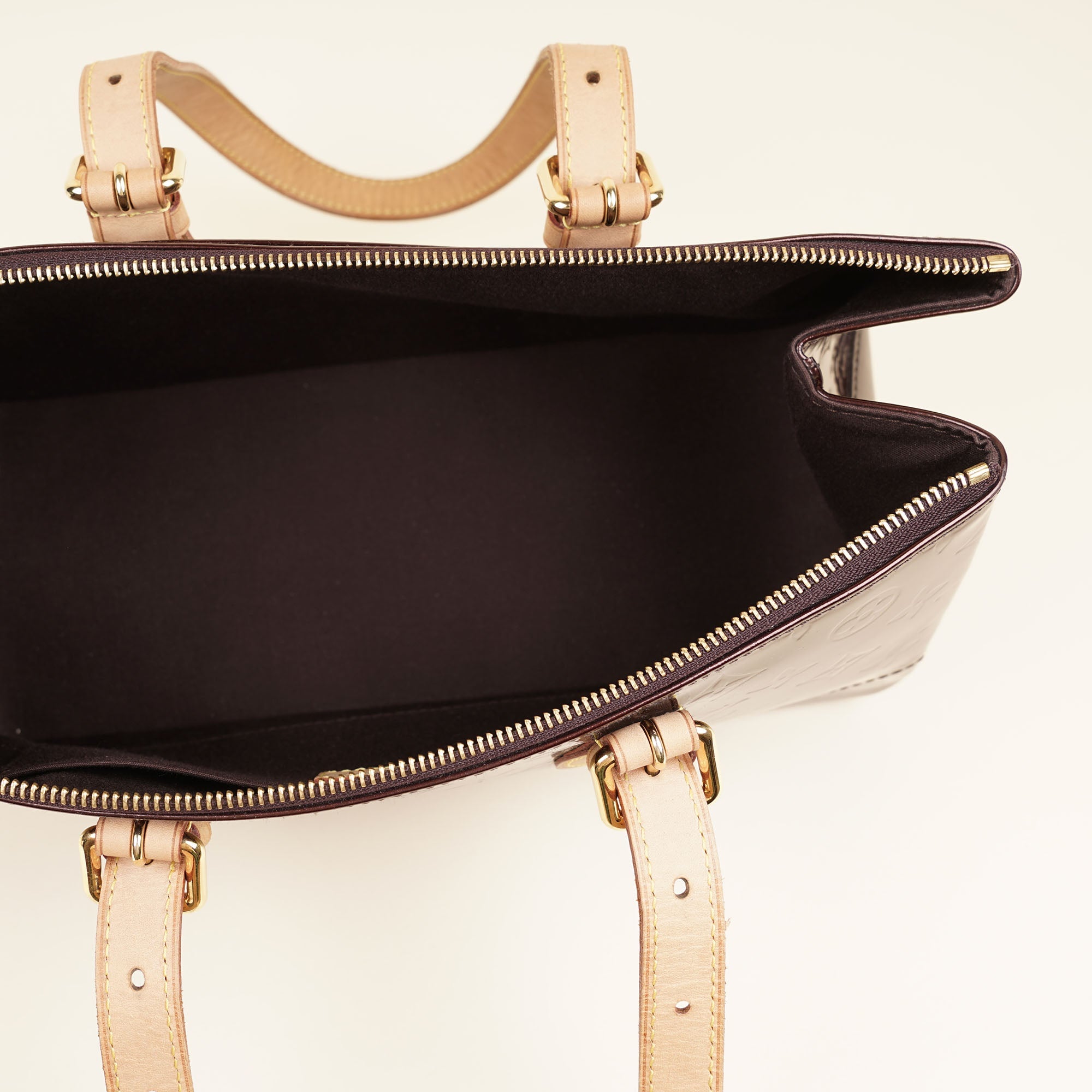 Rosewood Shoulder Bag - LOUIS VUITTON - Affordable Luxury image