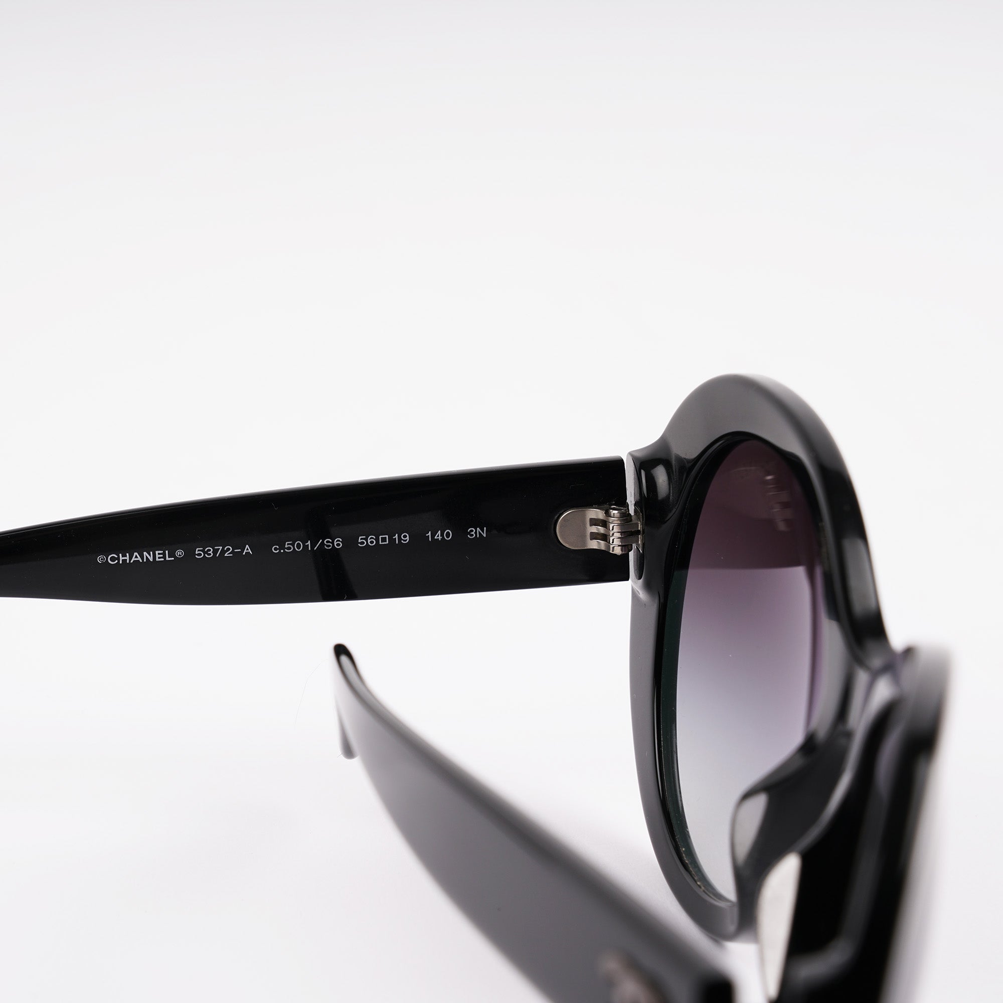Round-Frame Sunglasses - CHANEL - Affordable Luxury image