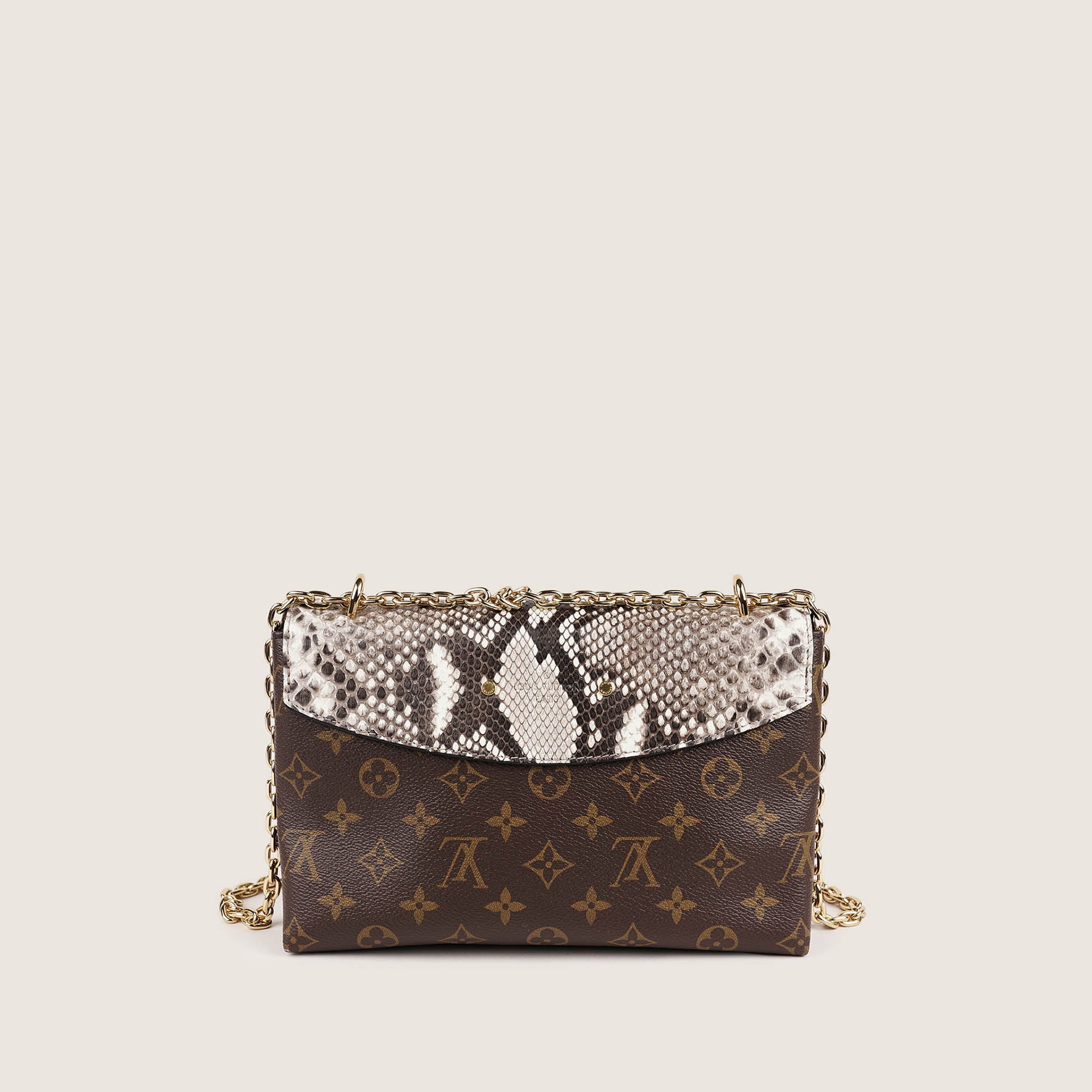 Saint Placide Shoulder Bag - LOUIS VUITTON - Affordable Luxury