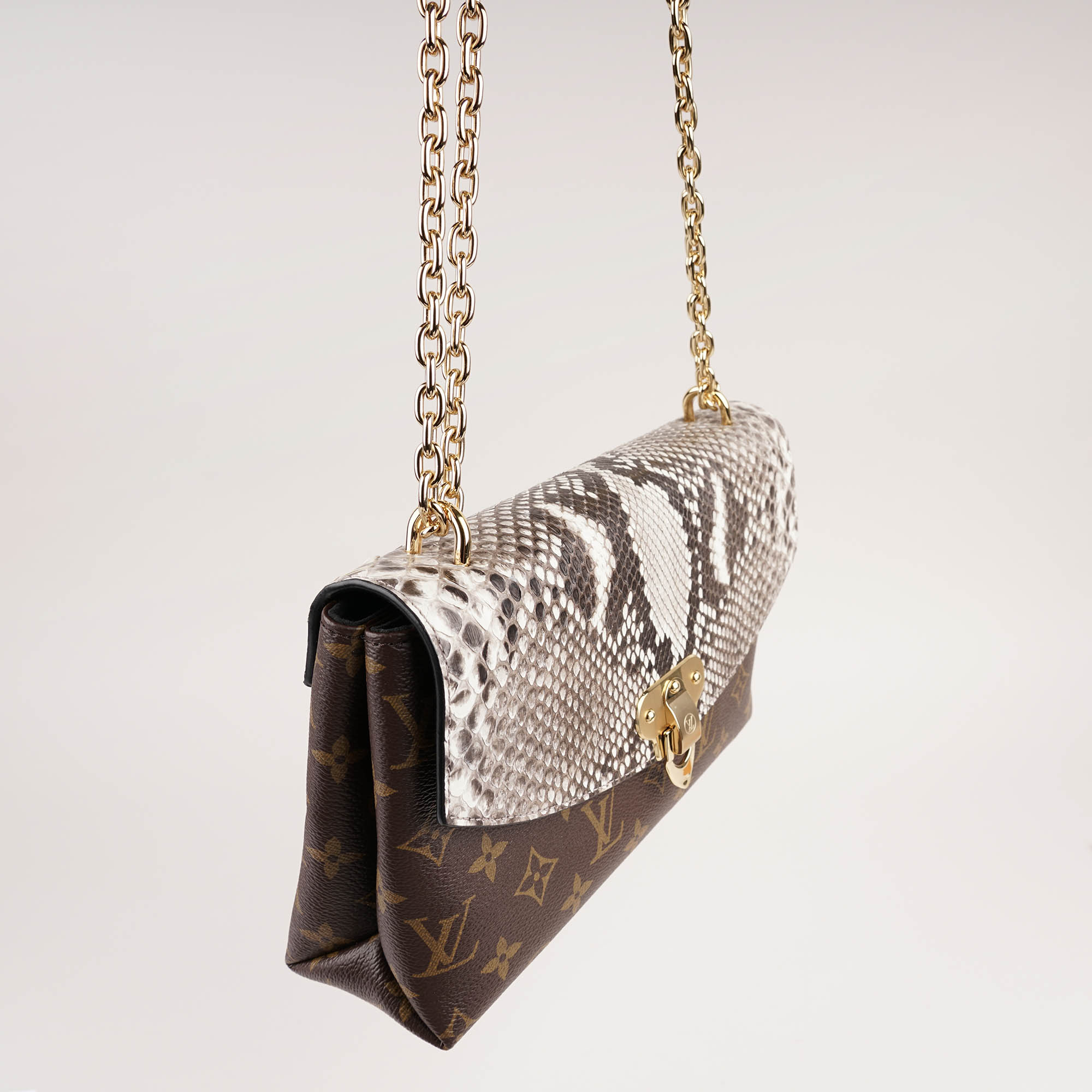 Saint Placide Shoulder Bag - LOUIS VUITTON - Affordable Luxury image