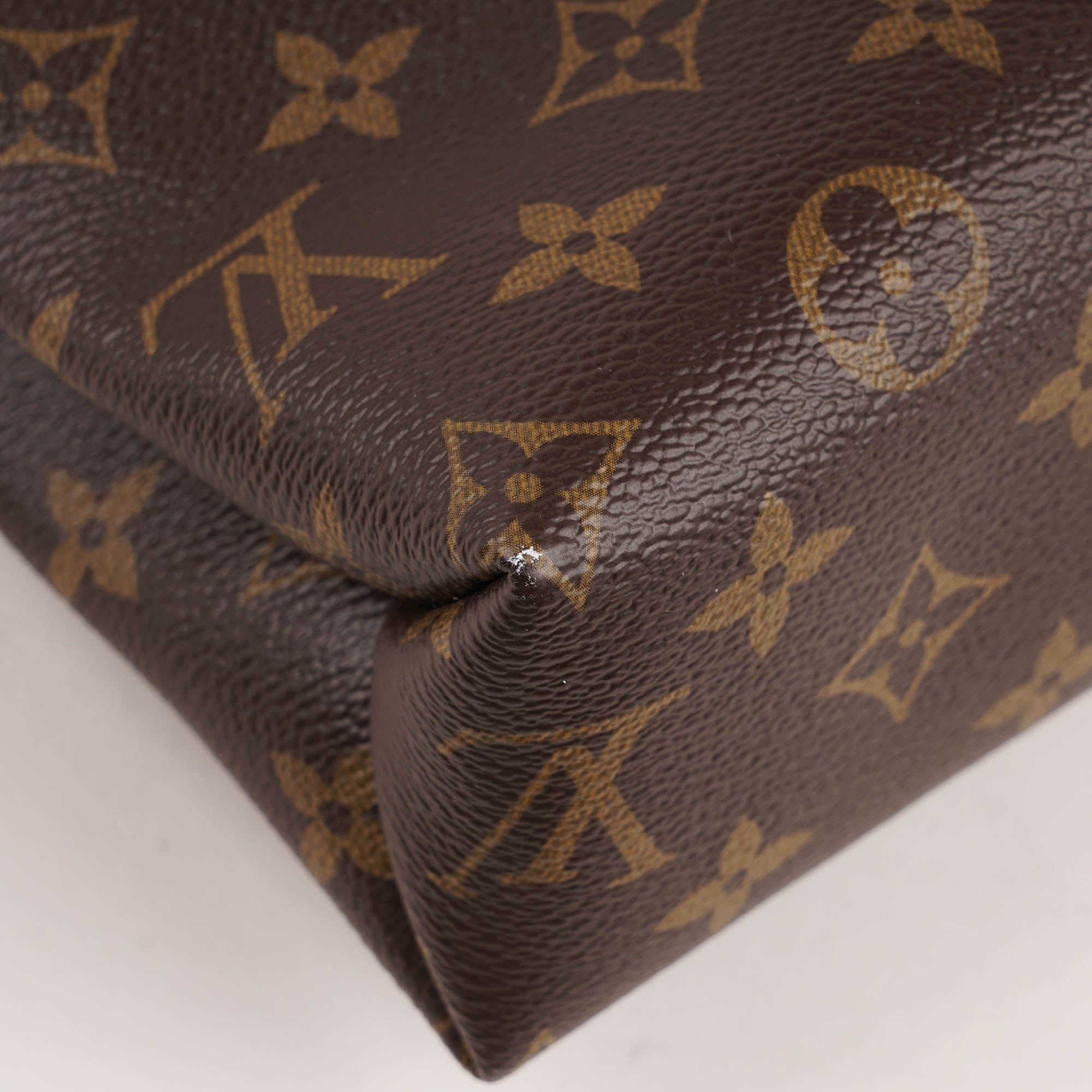 Saint Placide Shoulder Bag - LOUIS VUITTON - Affordable Luxury image