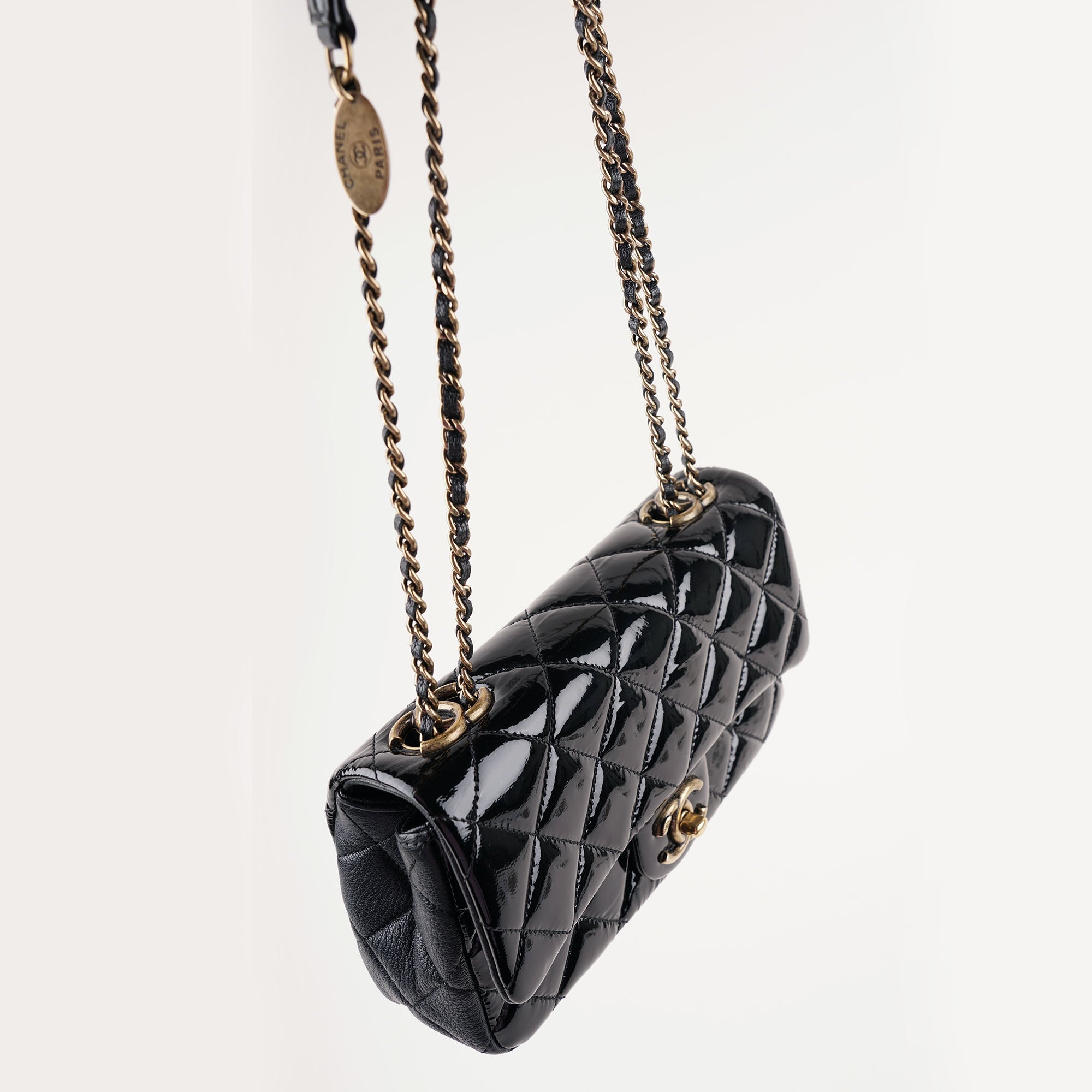 Single Flap Shoulder Bag - CHANEL - Affordable Luxury image
