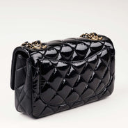 Single Flap Shoulder Bag - CHANEL - Affordable Luxury thumbnail image