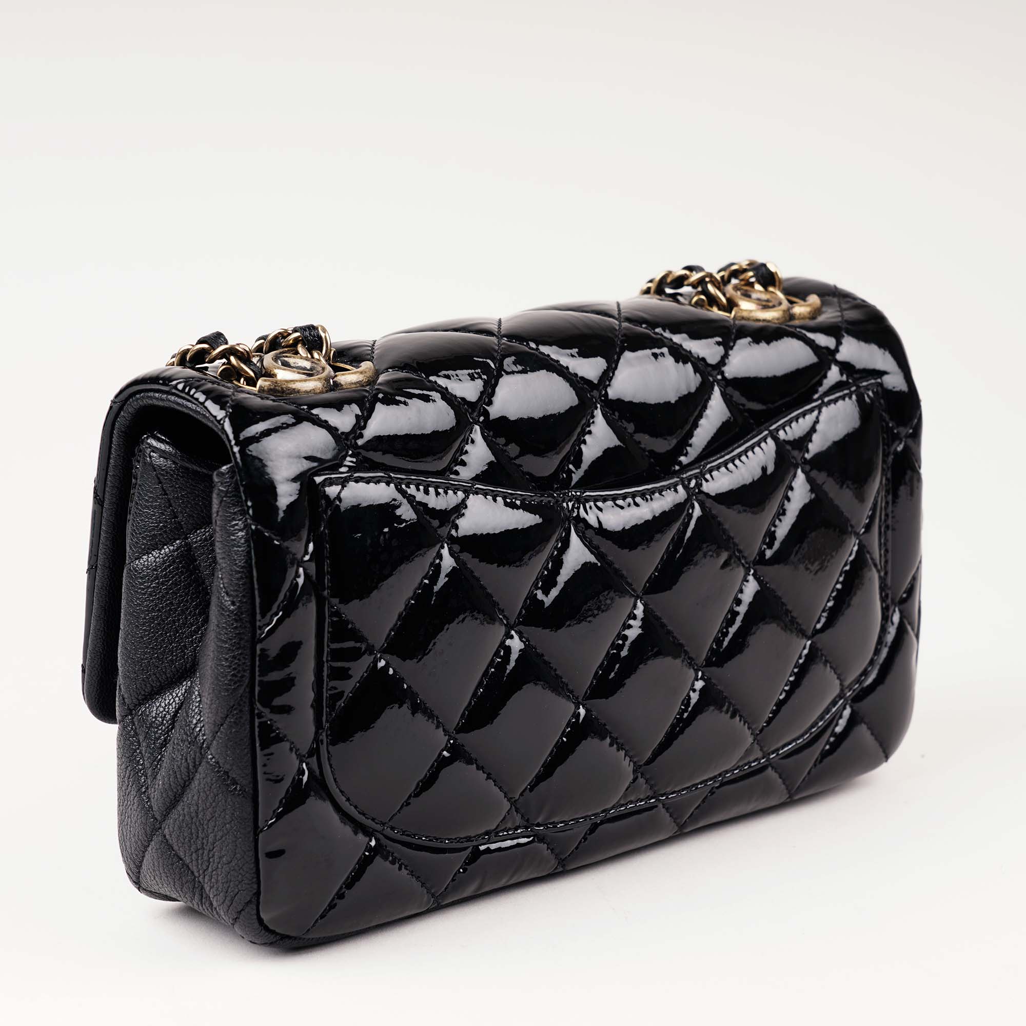Single Flap Shoulder Bag - CHANEL - Affordable Luxury image