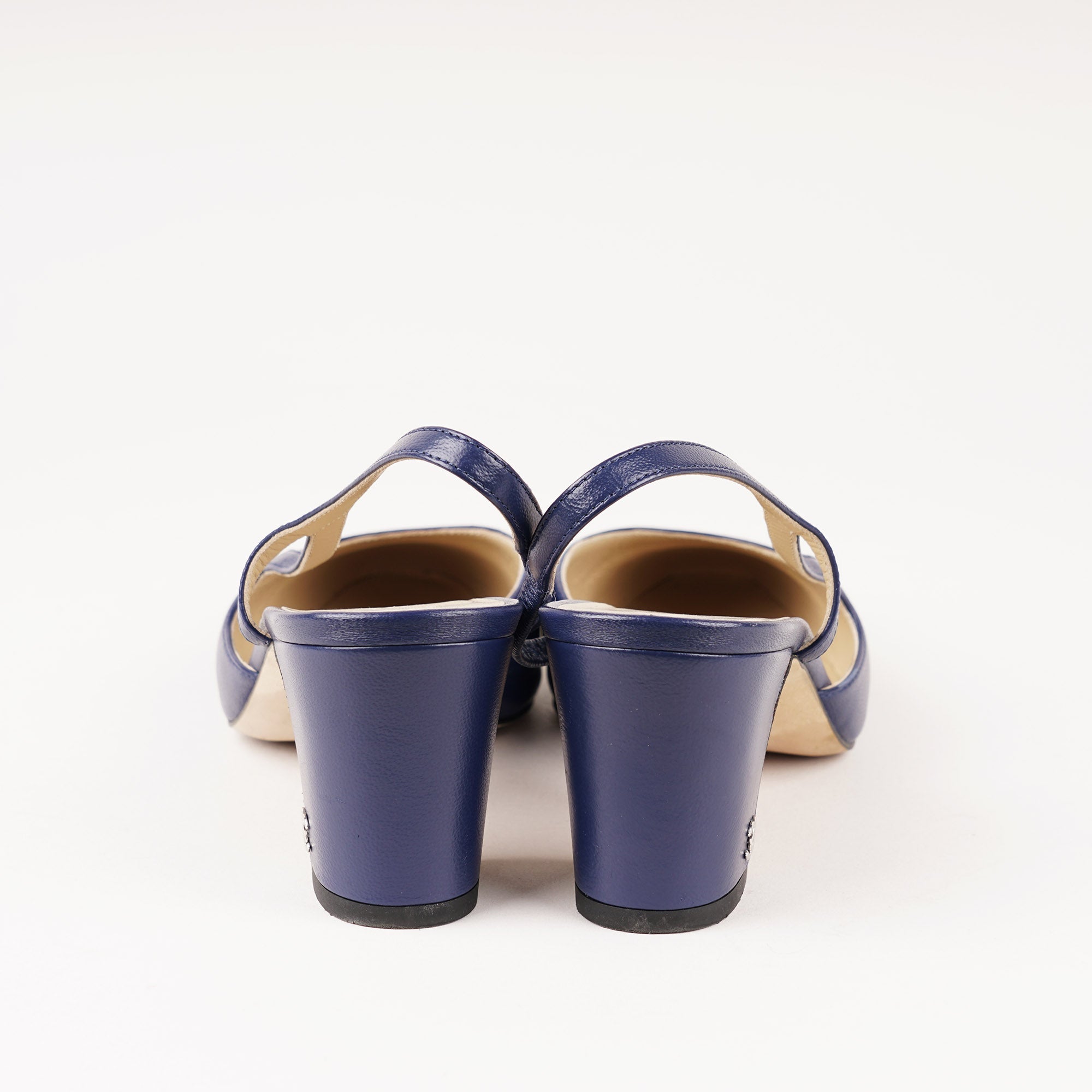 Slingback Pumps 36 - CHANEL - Affordable Luxury image