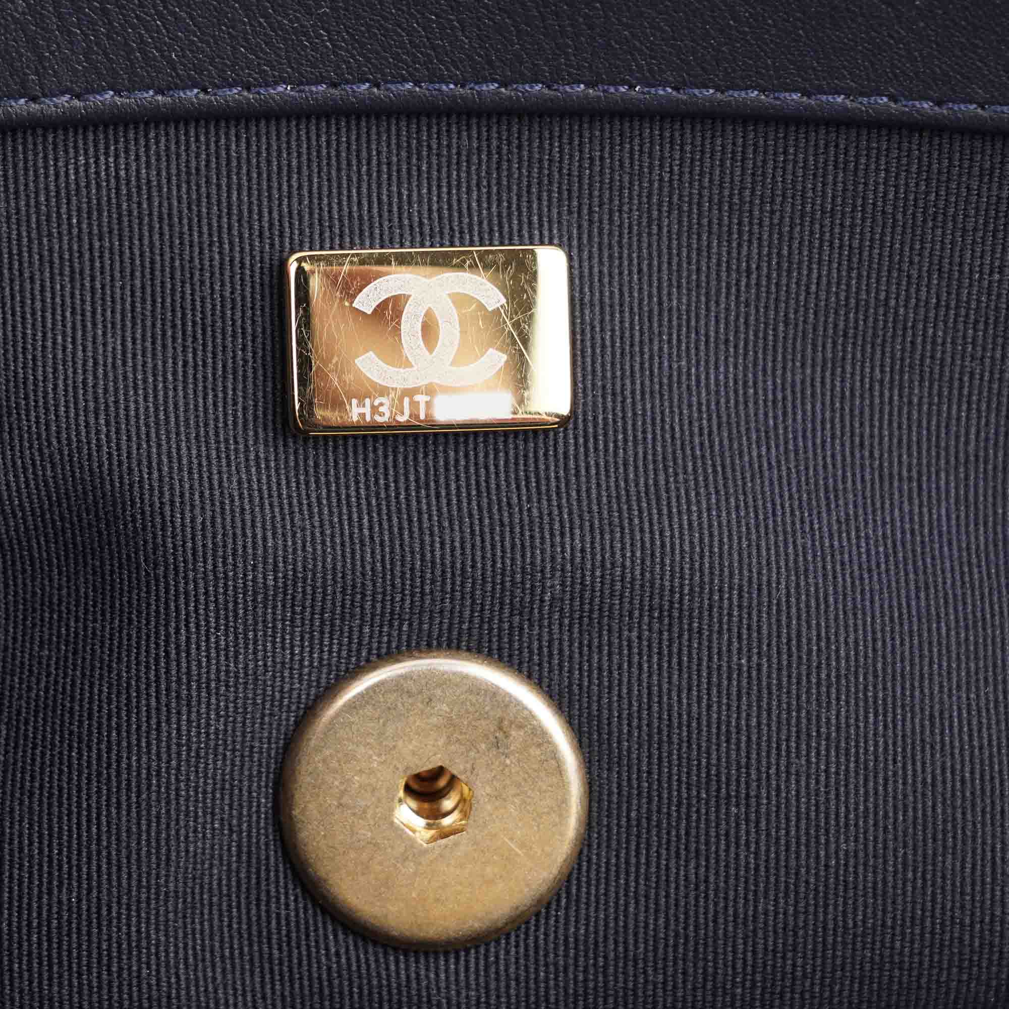 Small 19 Denim Flap - CHANEL - Affordable Luxury image