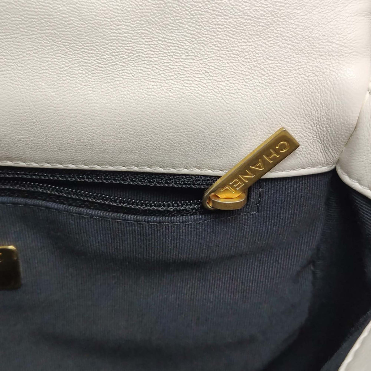 Small 19 Flap Bag - CHANEL - Affordable Luxury image