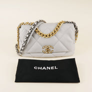 Small 19 Flap Bag - CHANEL - Affordable Luxury thumbnail image