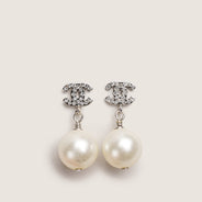 Small CC Crystal Faux Pearl Earrings - CHANEL - Affordable Luxury thumbnail image