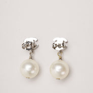 Small CC Crystal Faux Pearl Earrings - CHANEL - Affordable Luxury thumbnail image