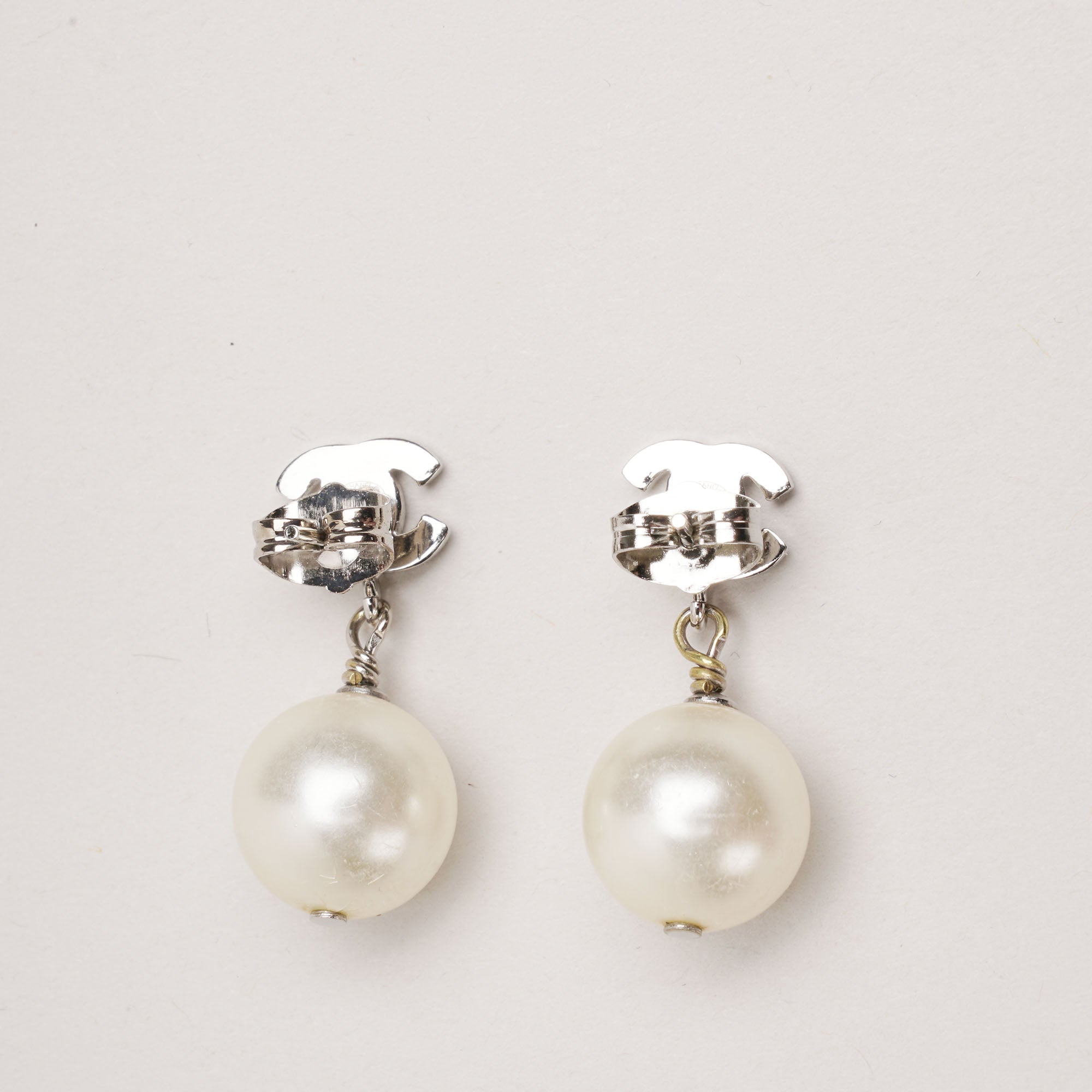 Small CC Crystal Faux Pearl Earrings - CHANEL - Affordable Luxury image