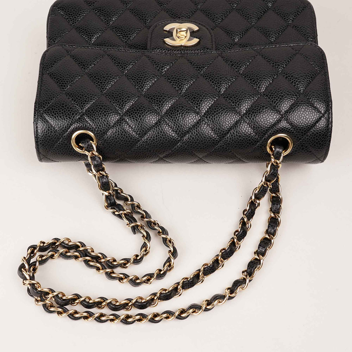 Small Classic Double Flap Bag 2022 - CHANEL - Affordable Luxury image